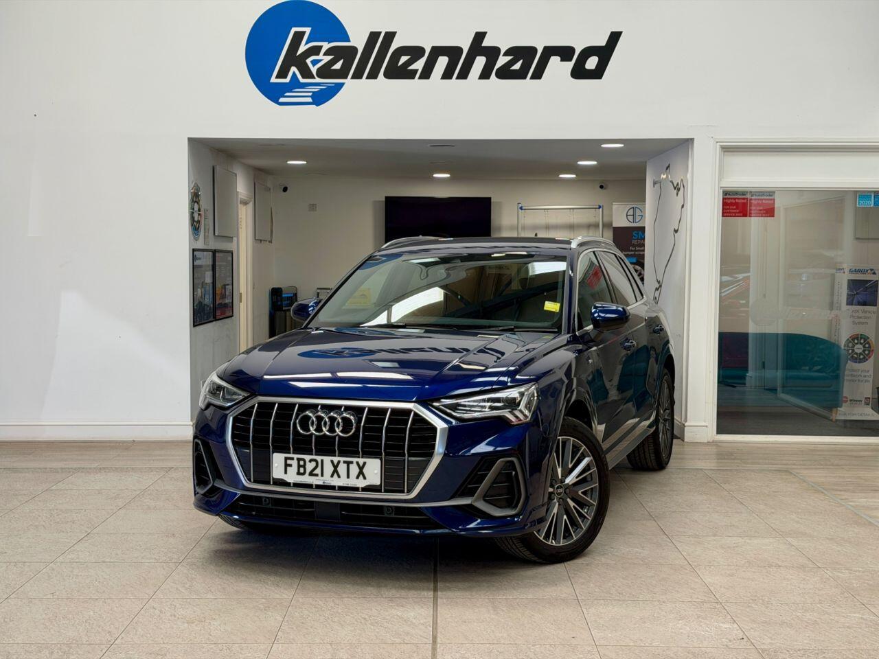 Audi Q3 view 2