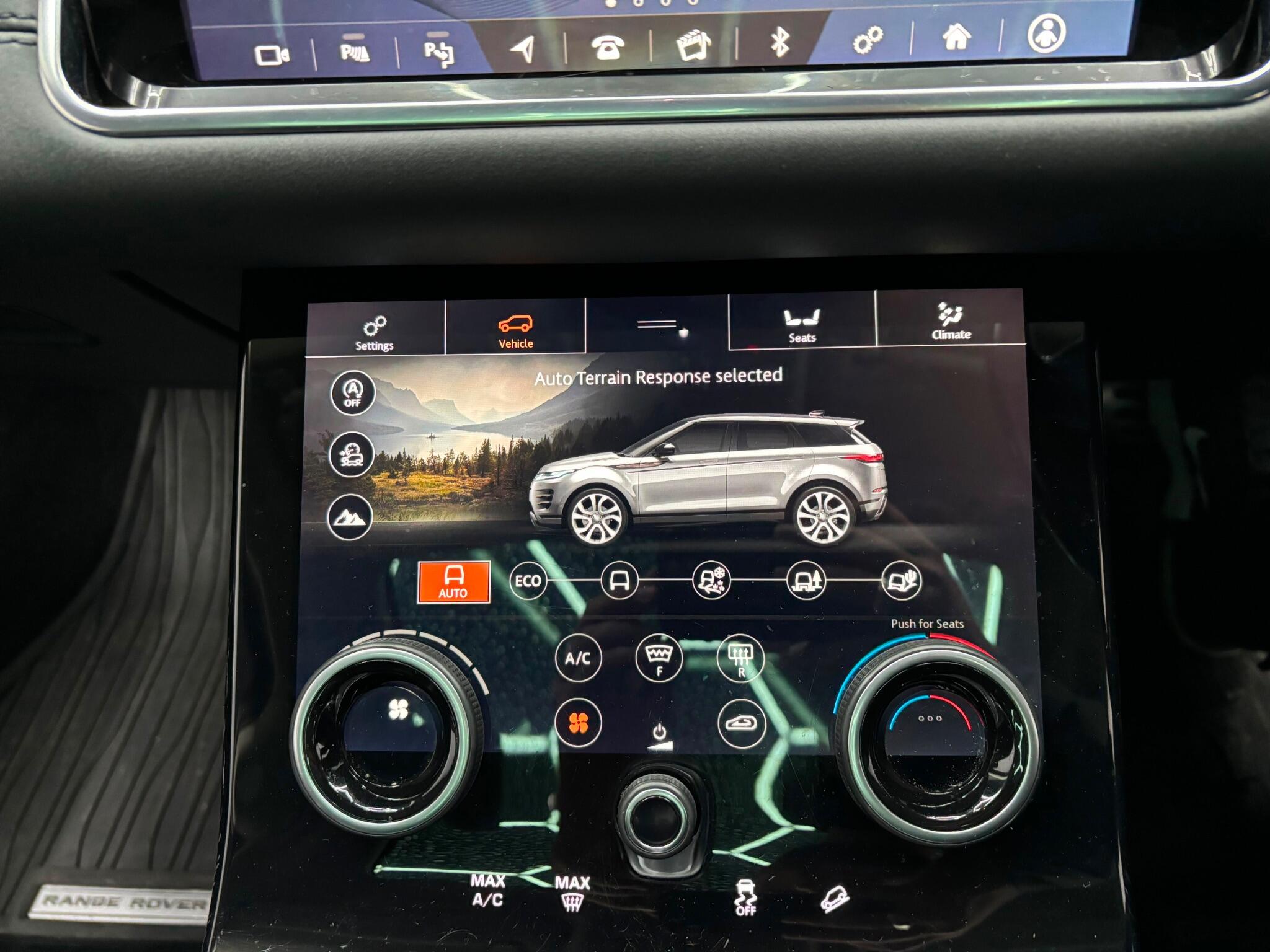Land Rover Range Rover Evoque view 14