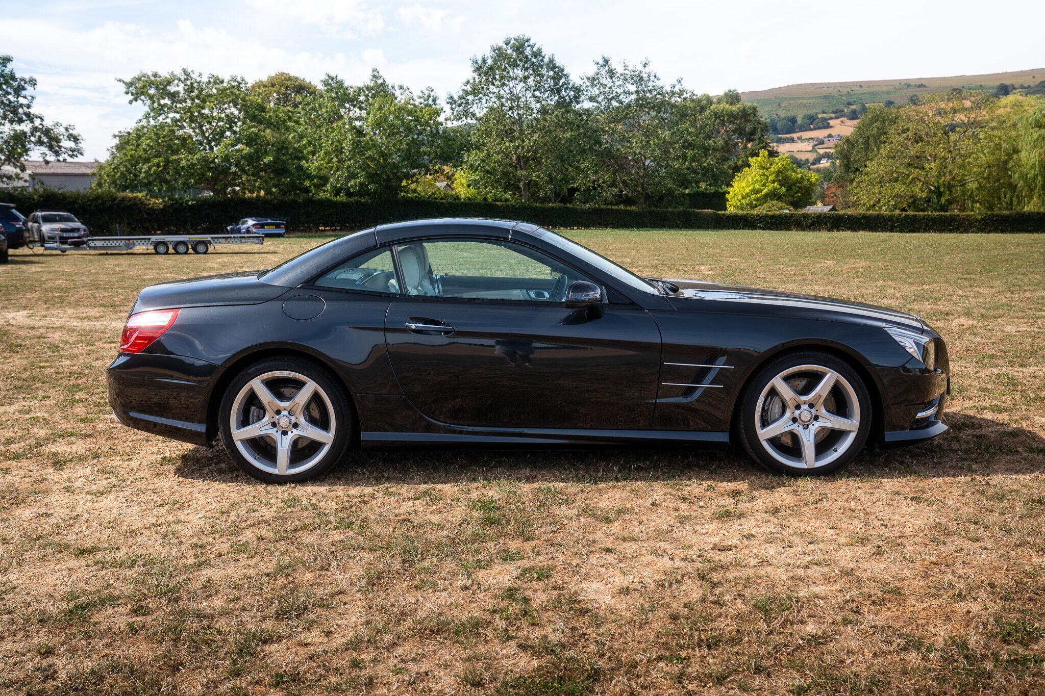 Mercedes-Benz SL view 6