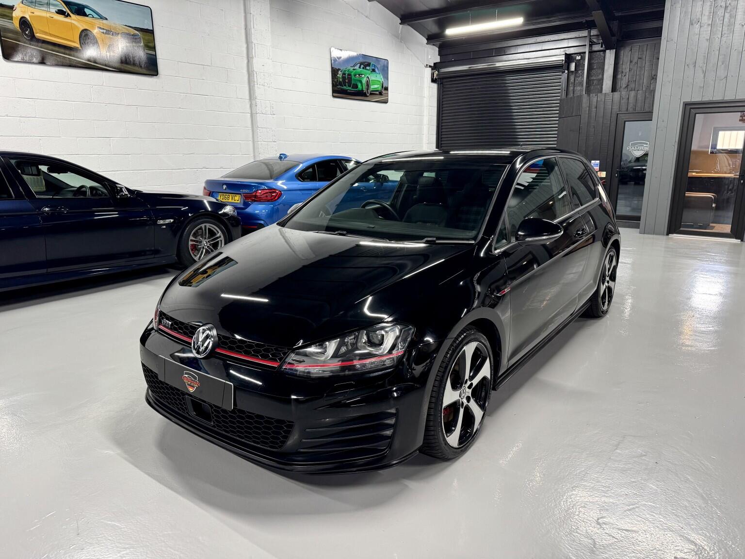 Volkswagen Golf view 15