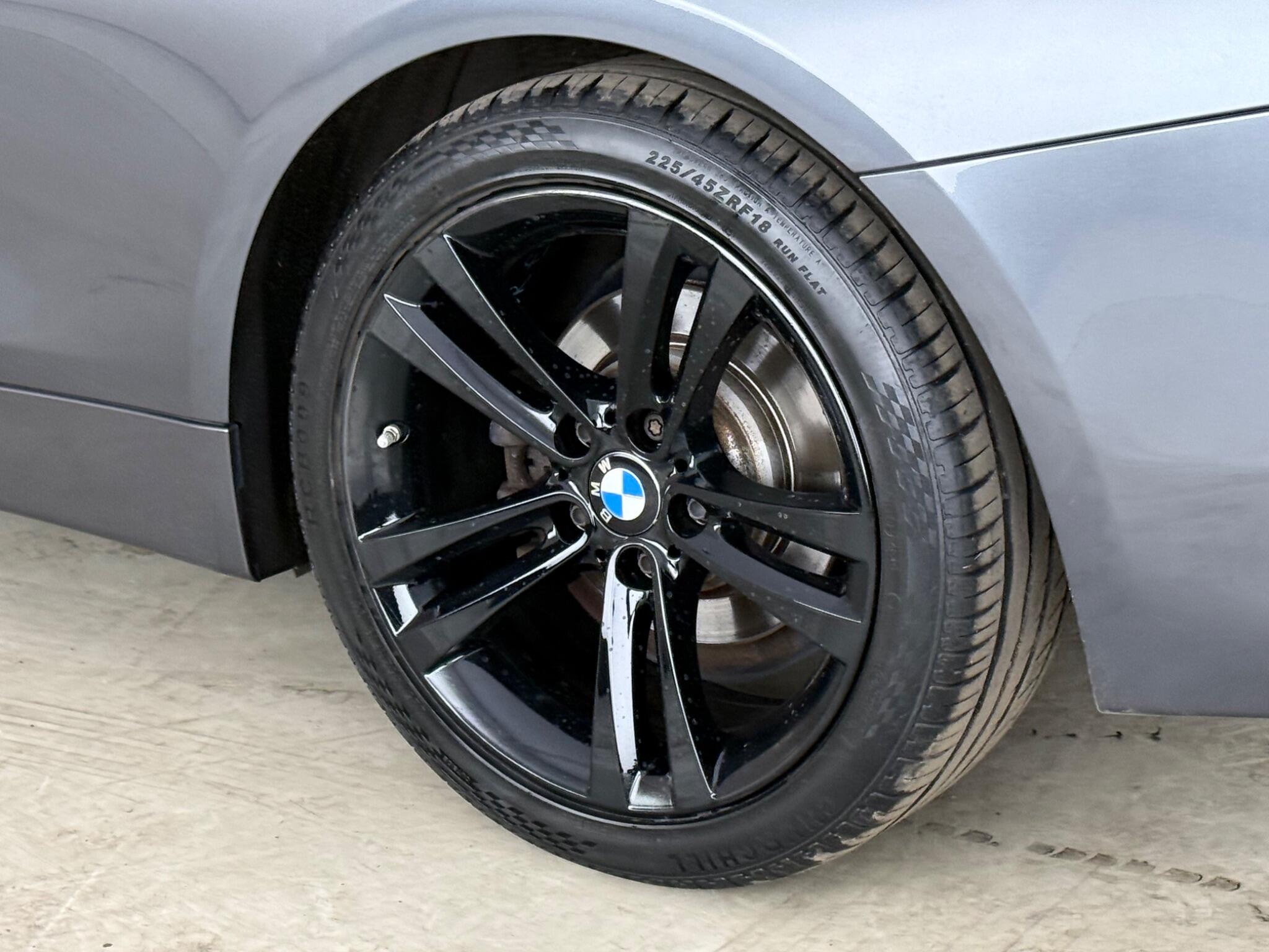 BMW 4 Series view 12