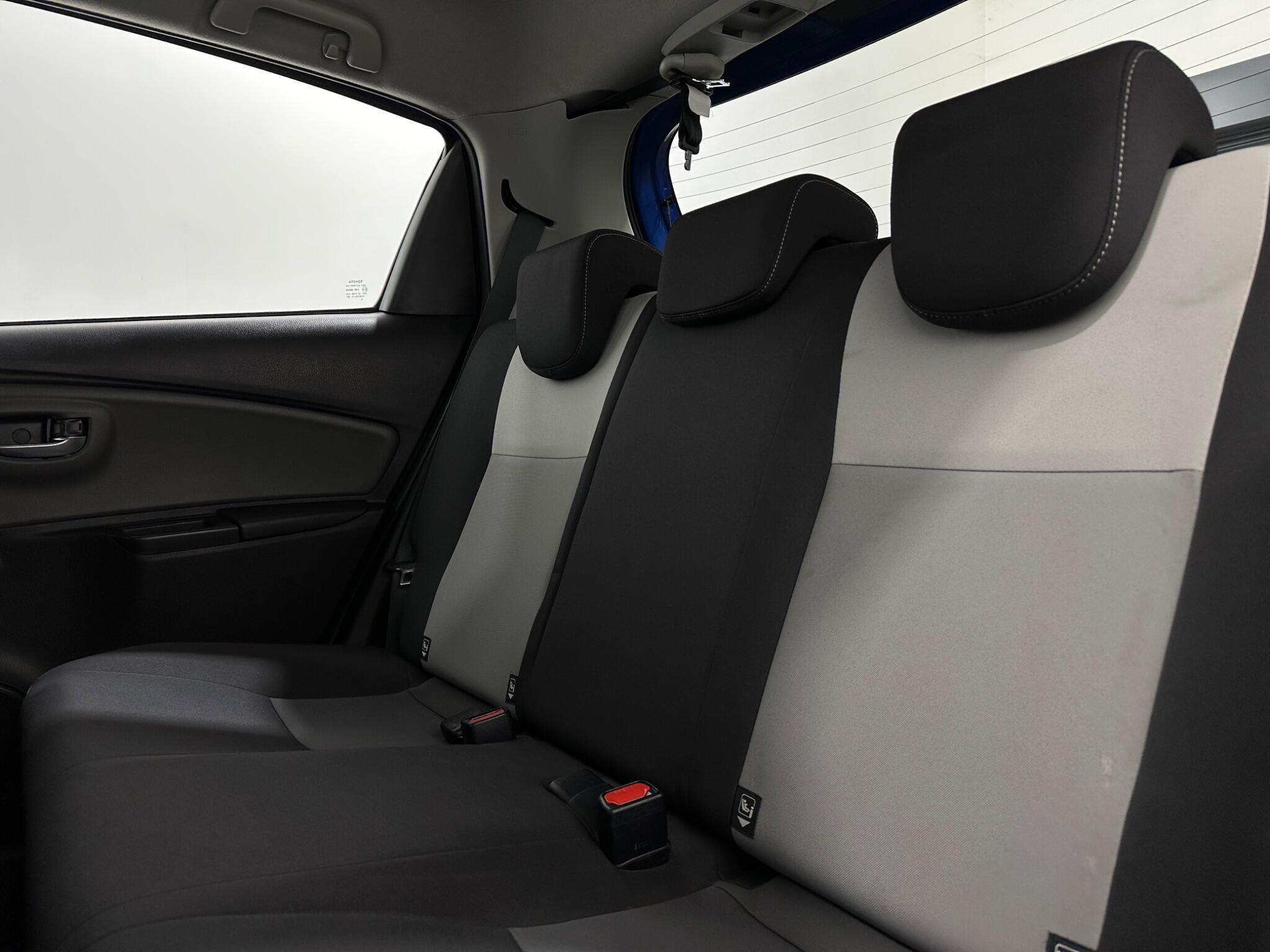 Toyota Yaris view 37