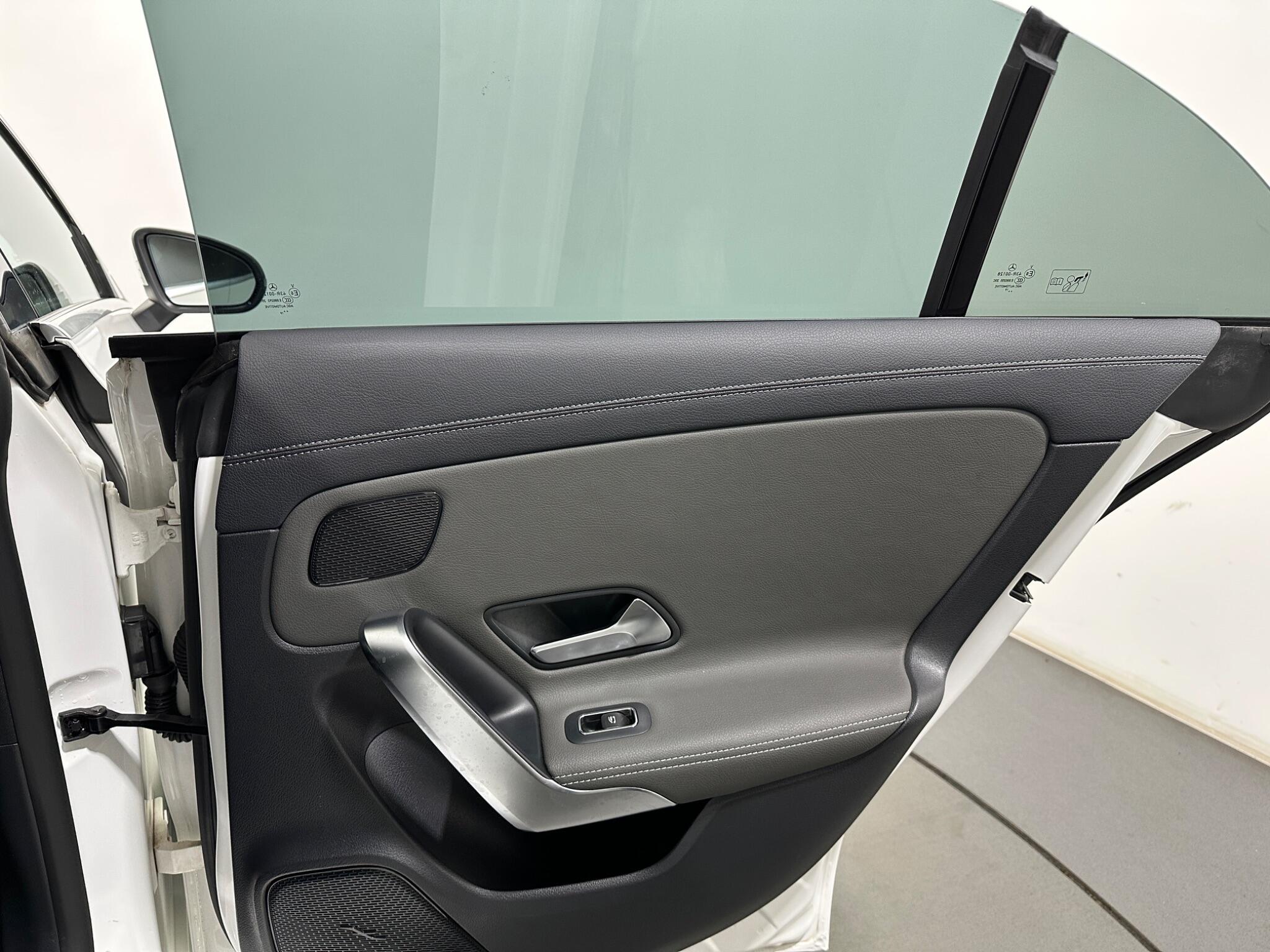 Mercedes-Benz Cla view 45