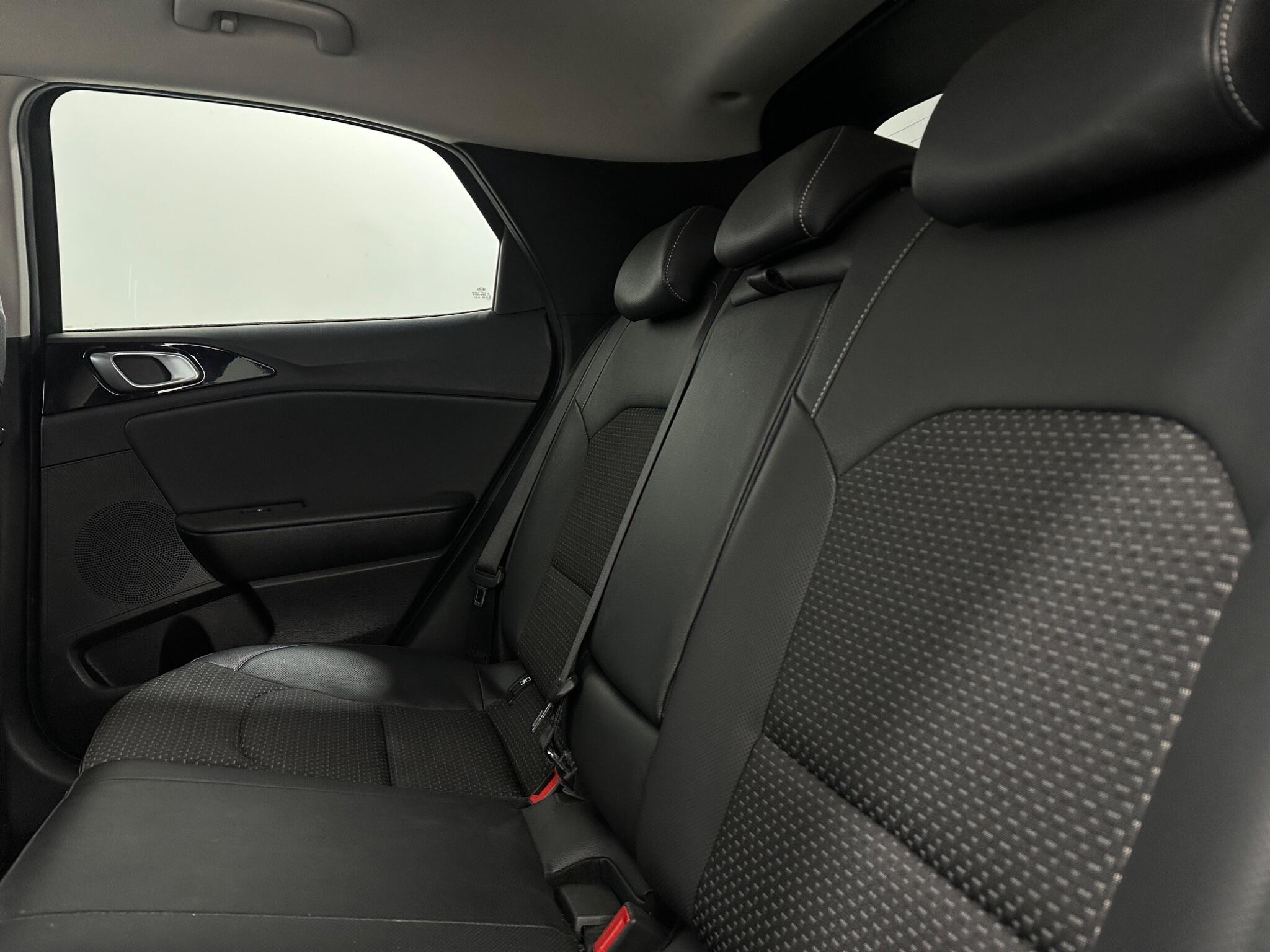 Kia Xceed view 37