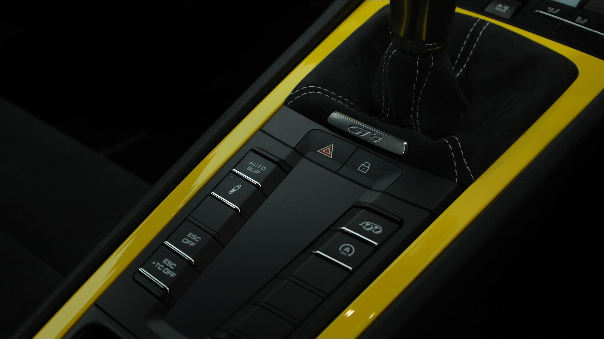 Porsche Cayman view 20