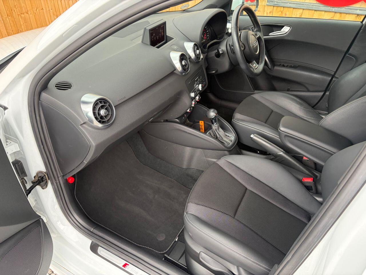 Audi A1 view 22