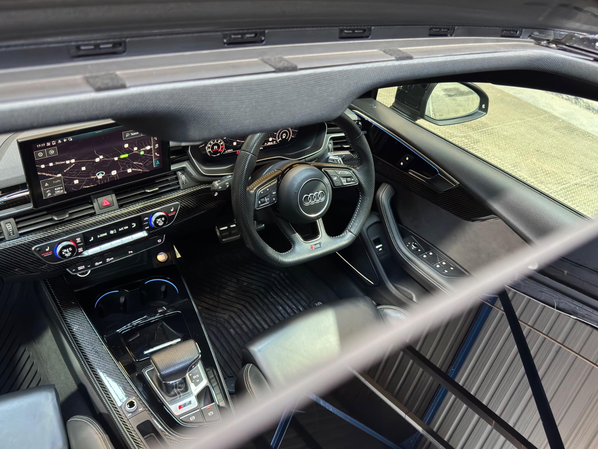 Audi RS5 view 5