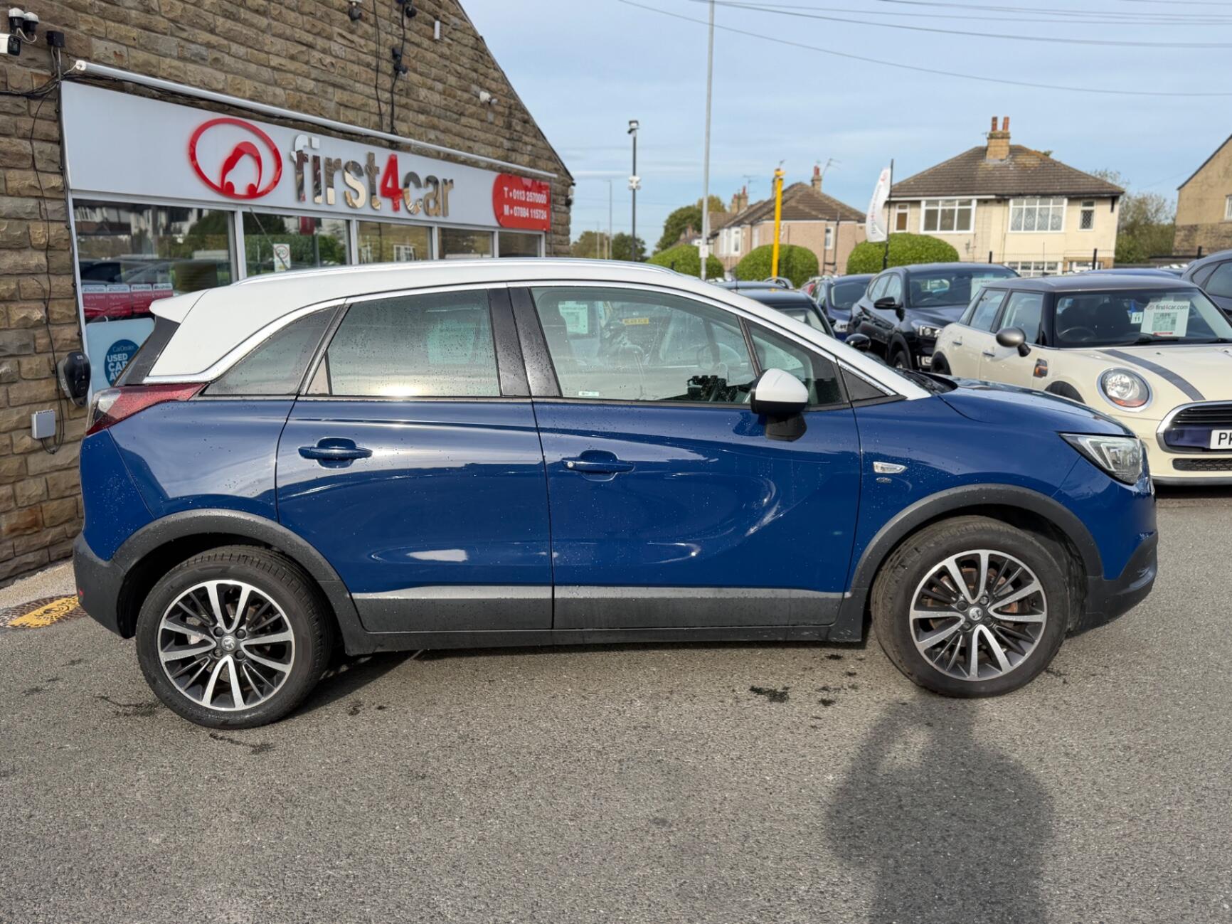 Vauxhall Crossland X view 9