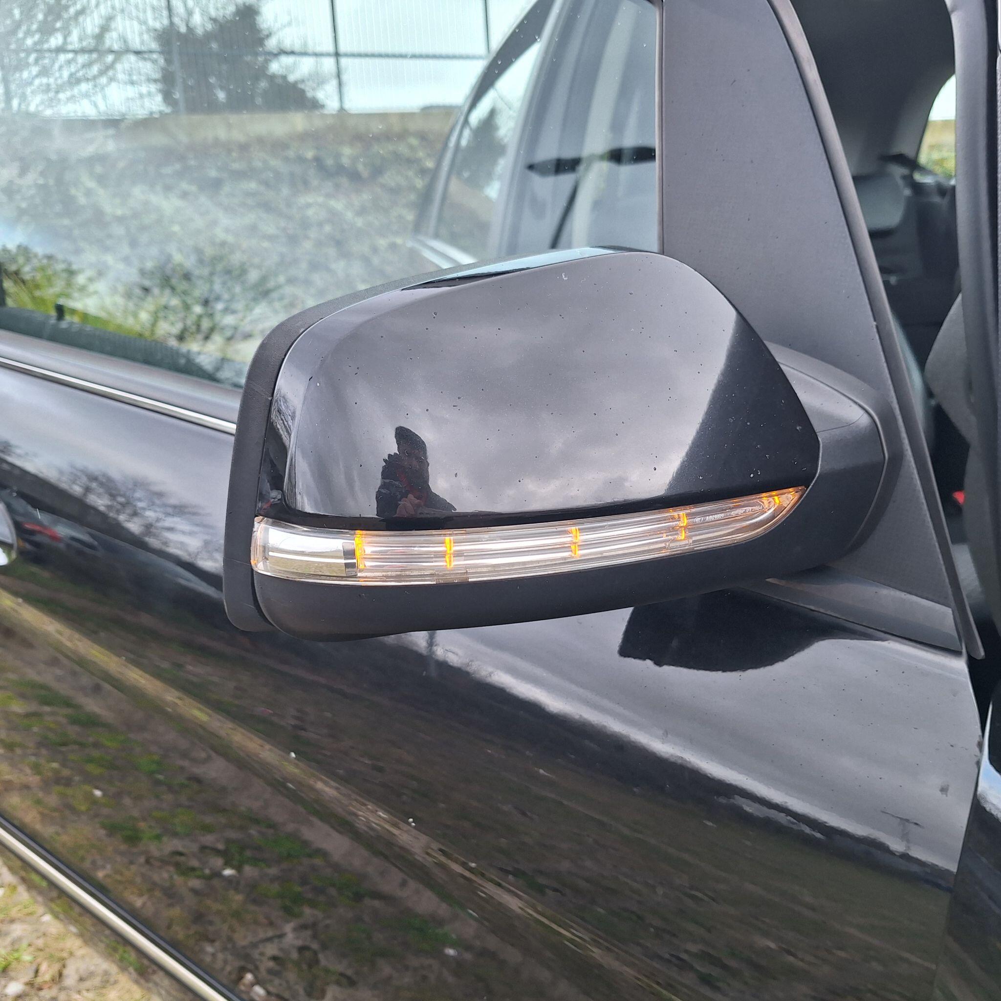 Mercedes-Benz B-Class view 45
