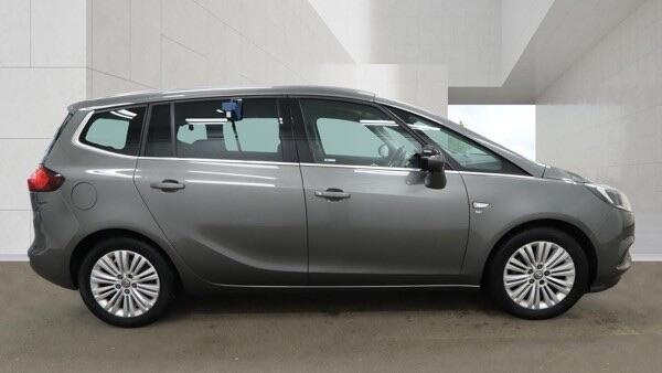 Vauxhall Zafira Tourer view 10