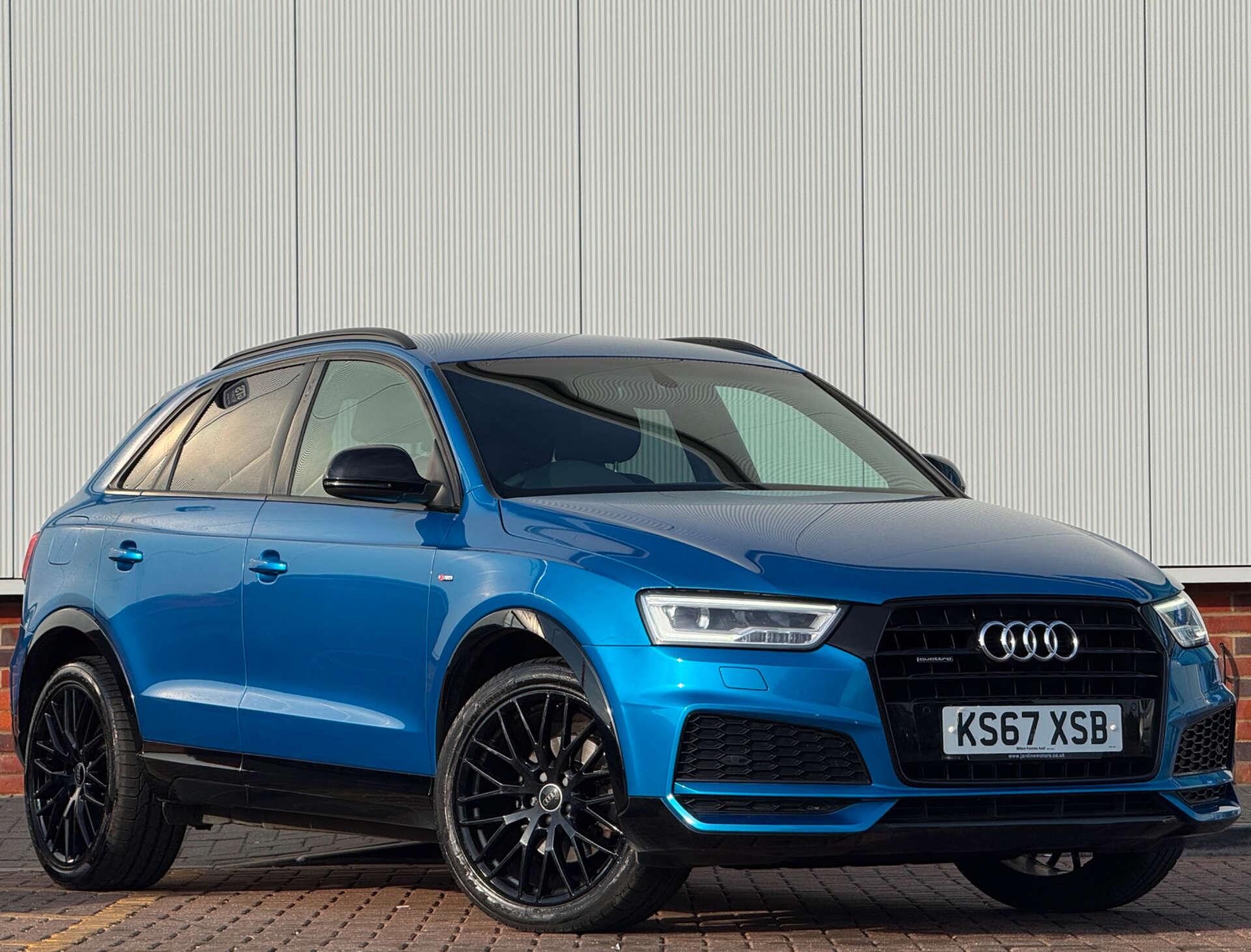 Audi Q3 view 5