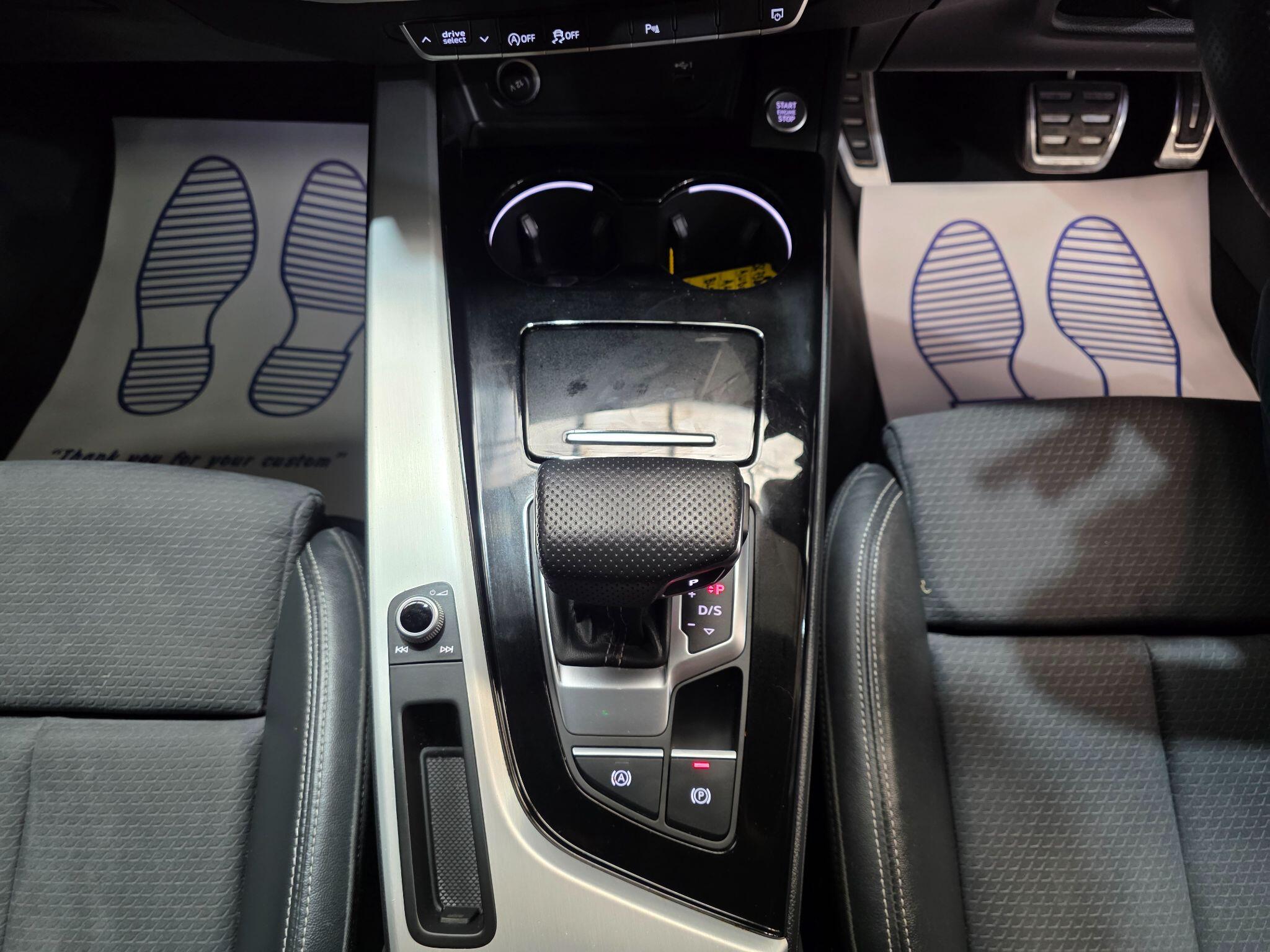 Audi A4 view 11