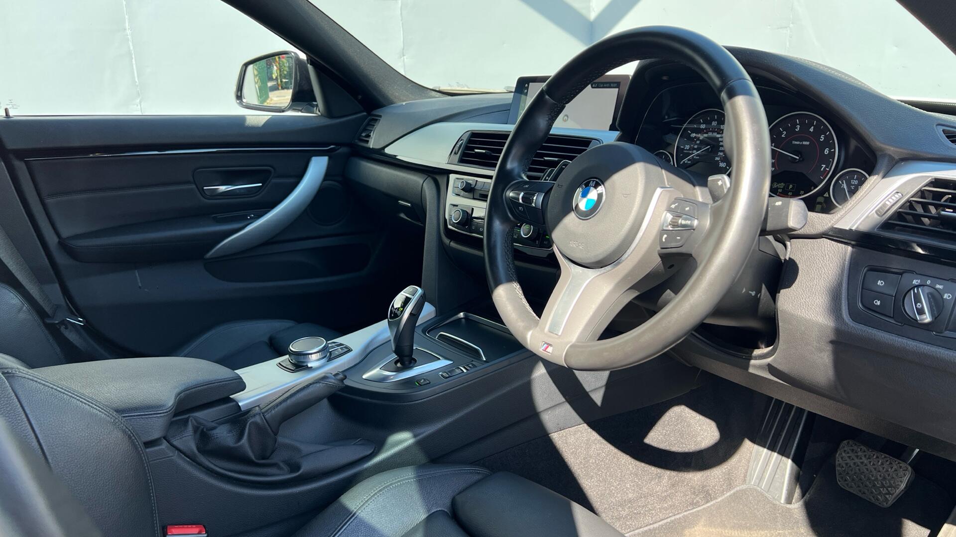 BMW 4 Series view 6