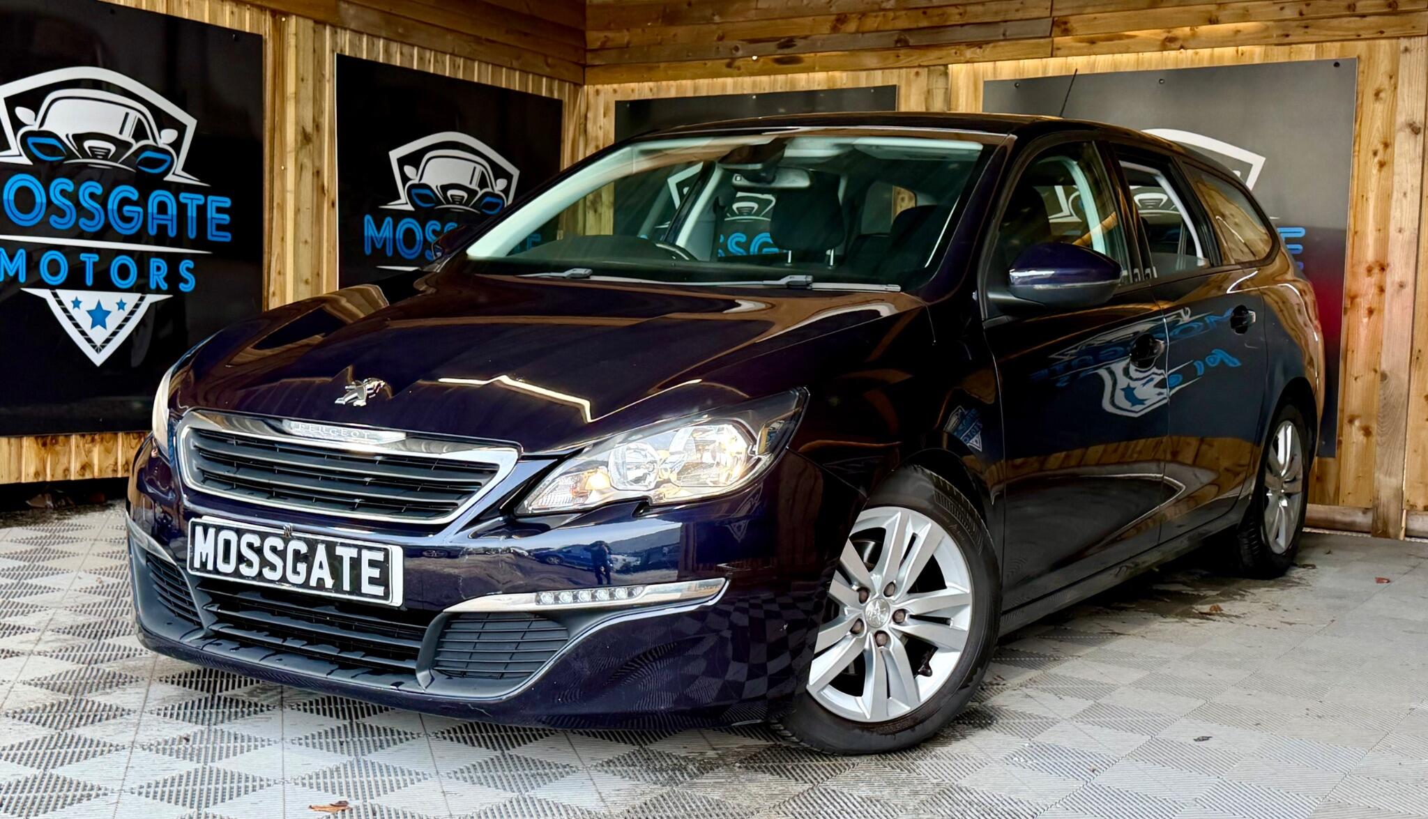 Peugeot 308 SW view 3