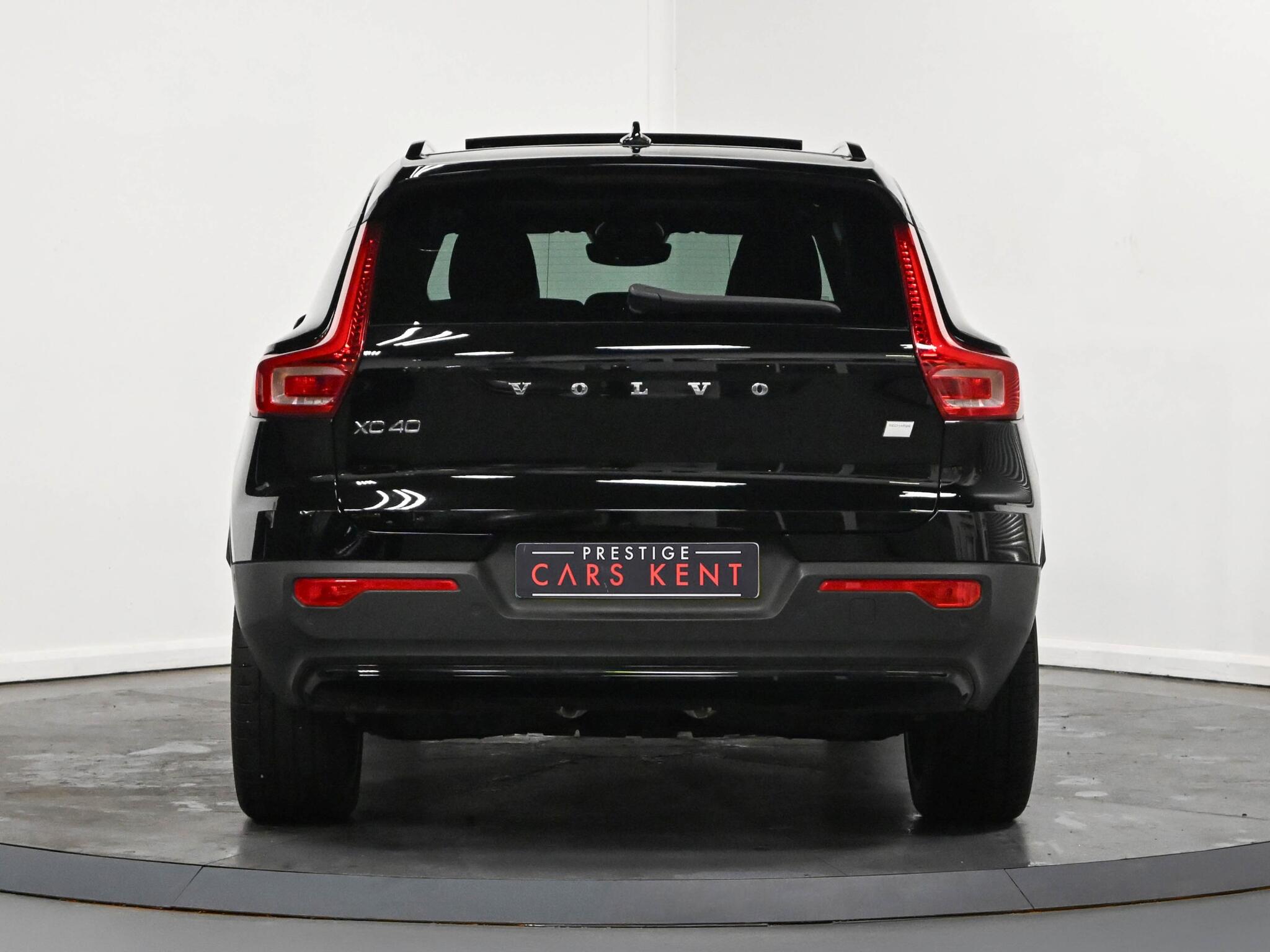 Volvo XC40 view 24