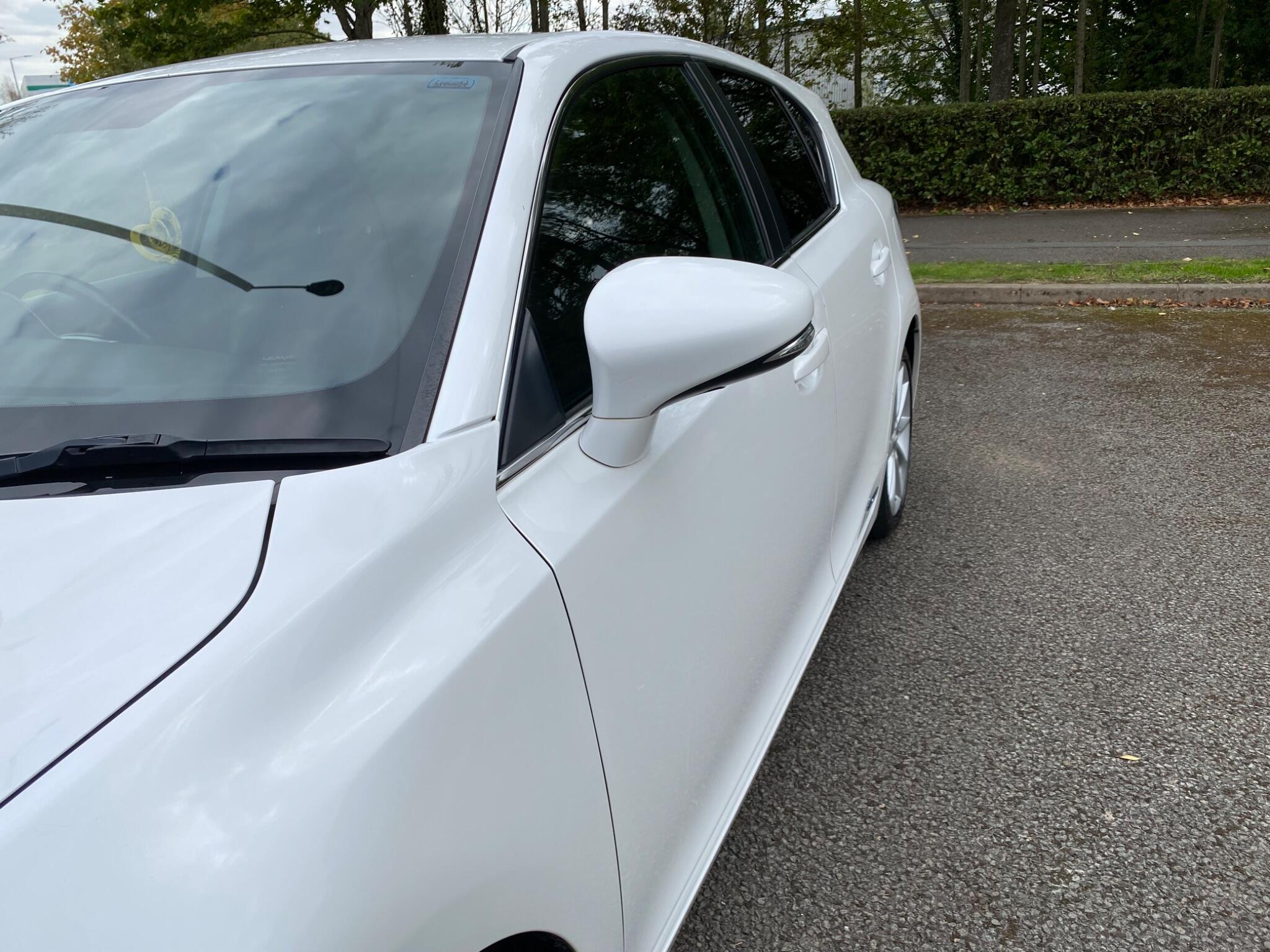 Lexus CT view 28