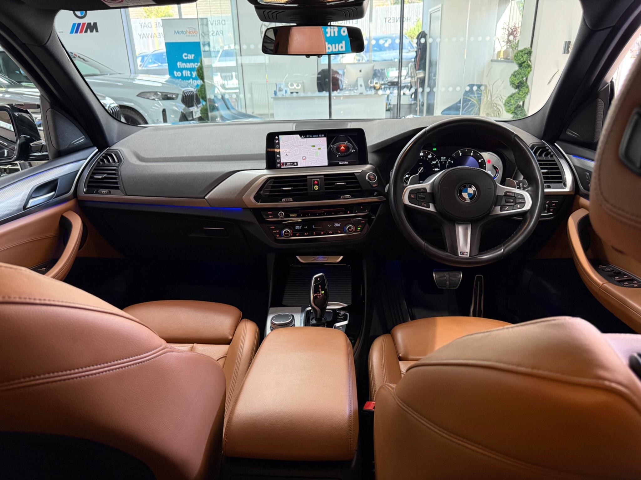 BMW X3 view 18