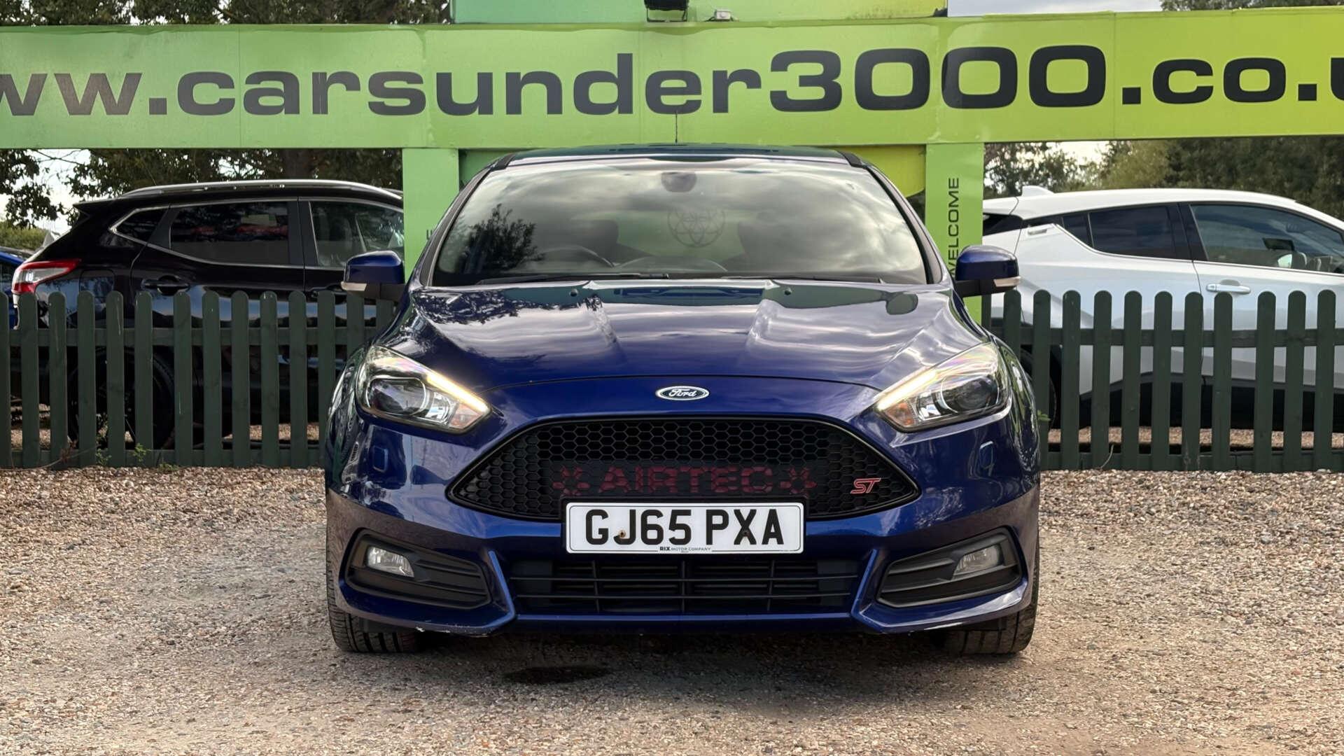 Ford Focus view 6