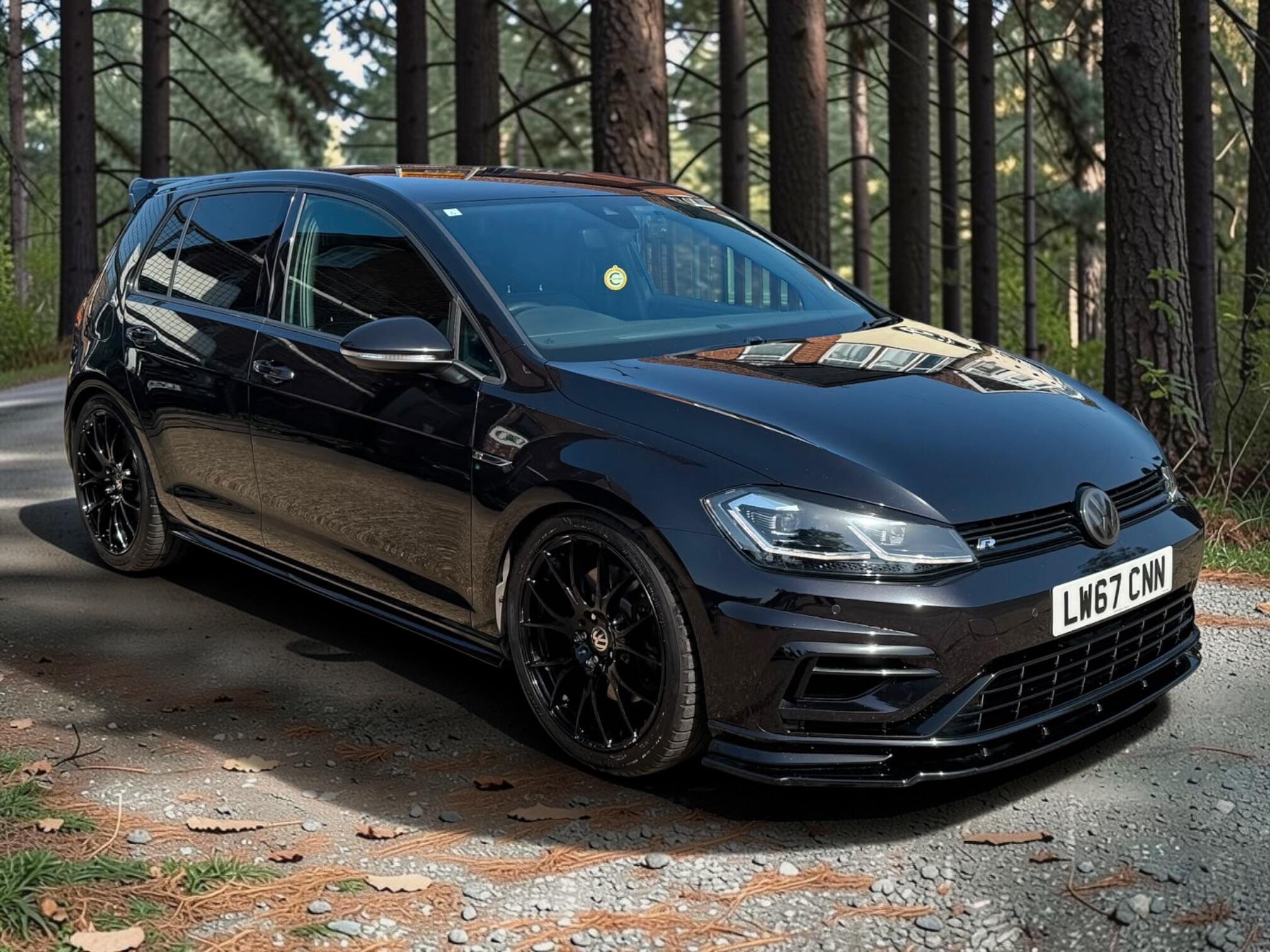Volkswagen Golf view 8
