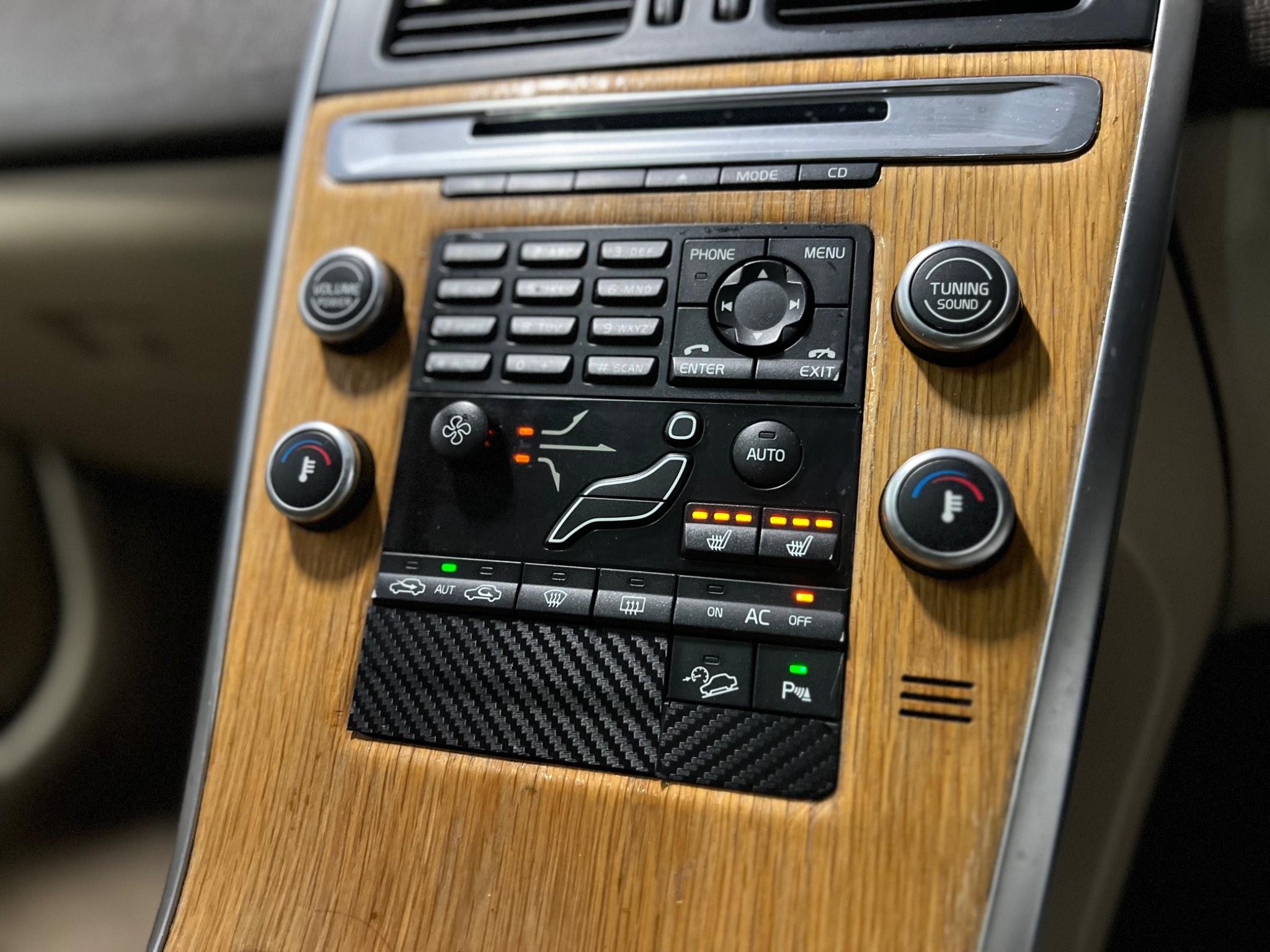 Volvo XC60 view 25