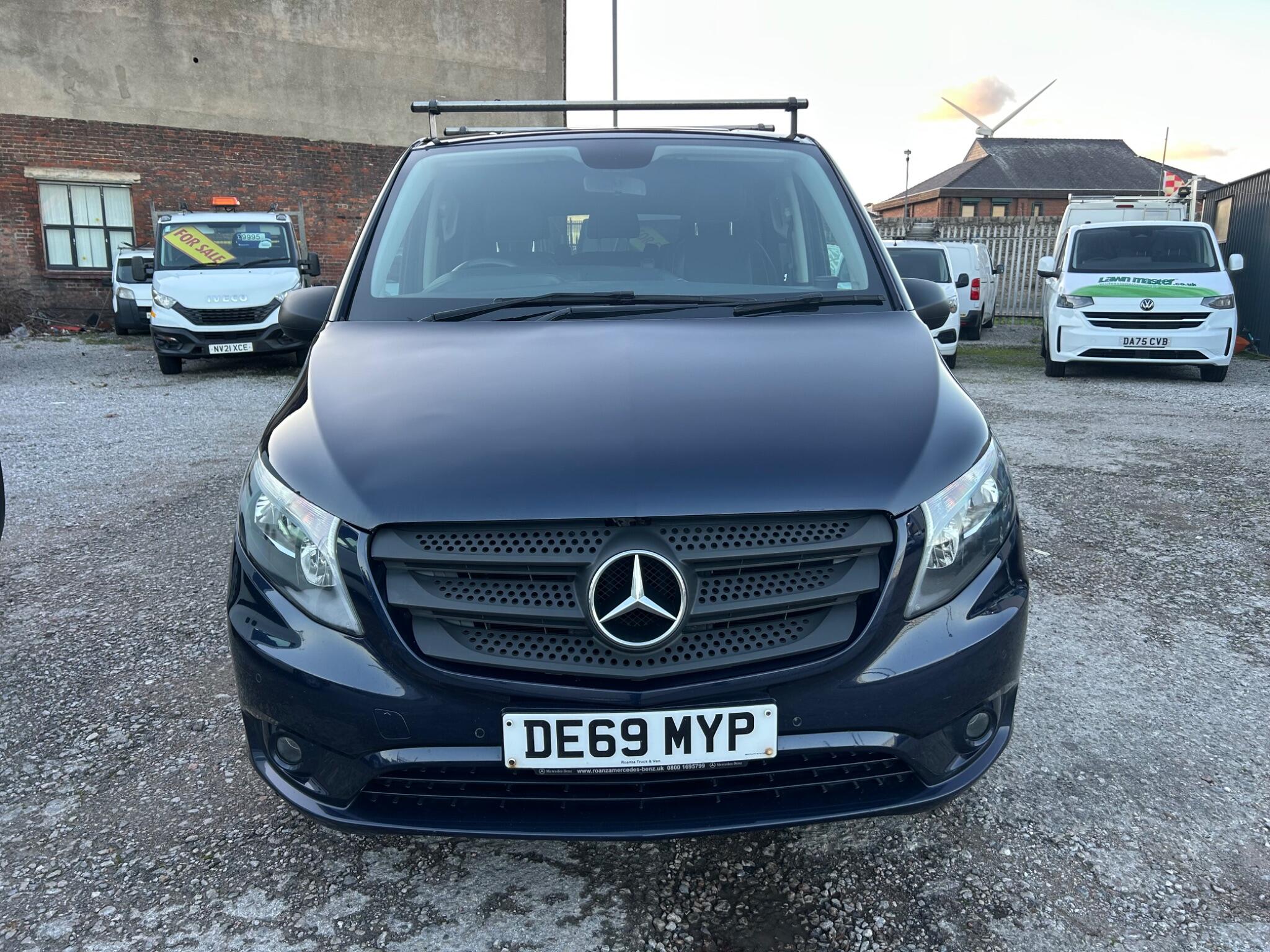2019 Mercedes-Benz Vito 2.1 114 CDI Progressive Crew Van RWD L2 Euro 6 (s/s) 5dr (LWB) • 121,000 miles image 2