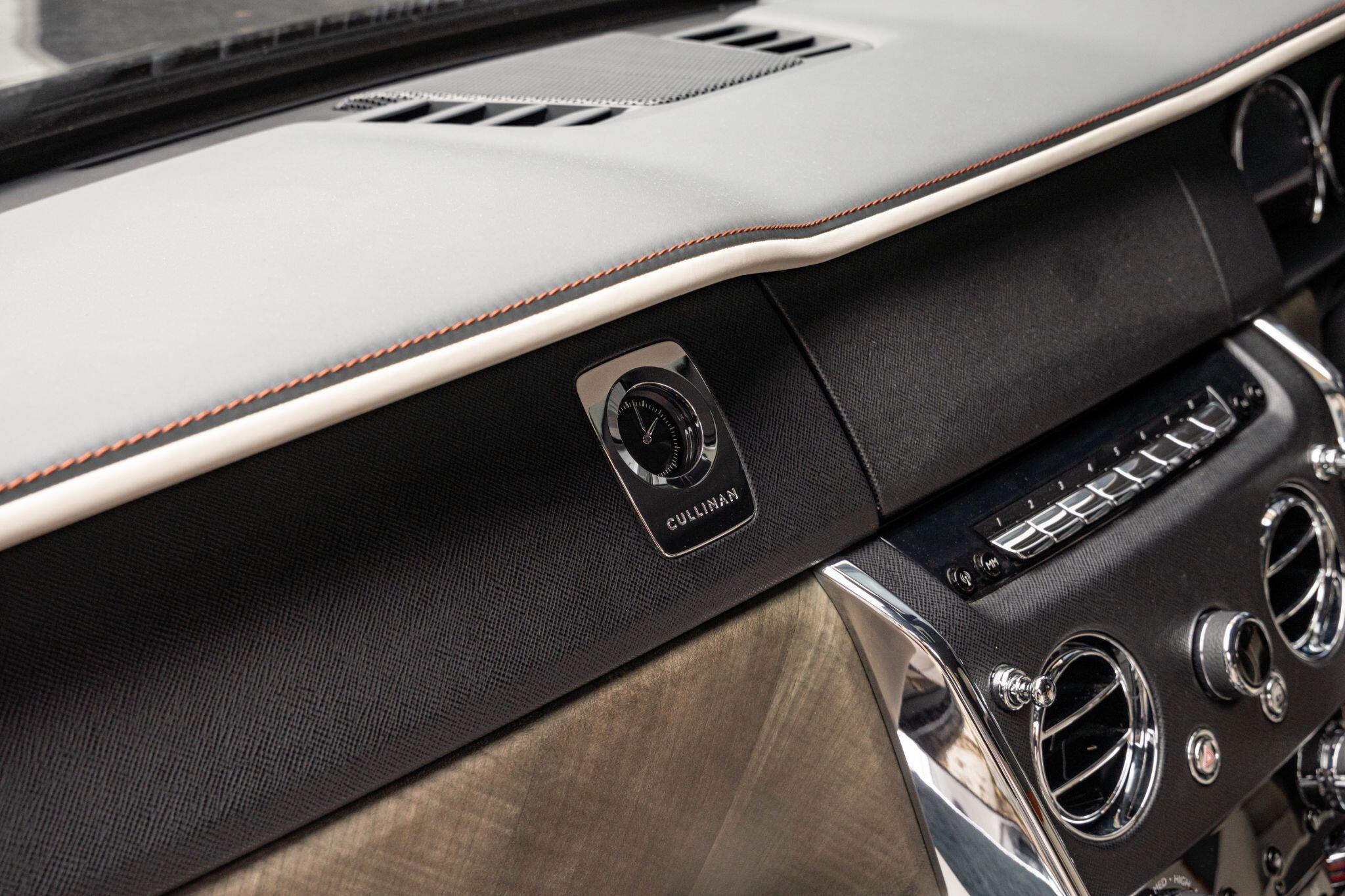 Rolls-Royce Cullinan view 34