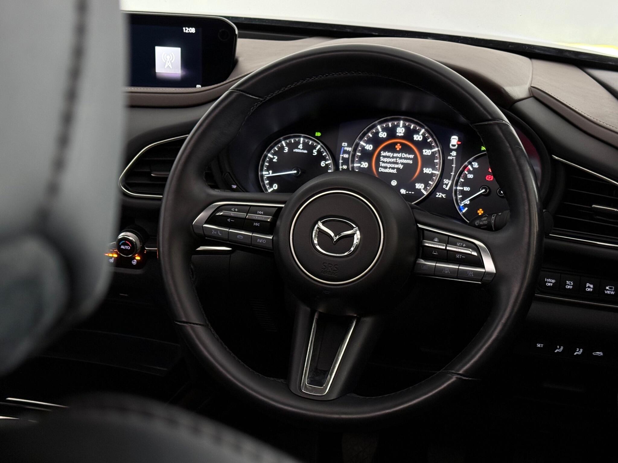 Mazda CX-30 view 14