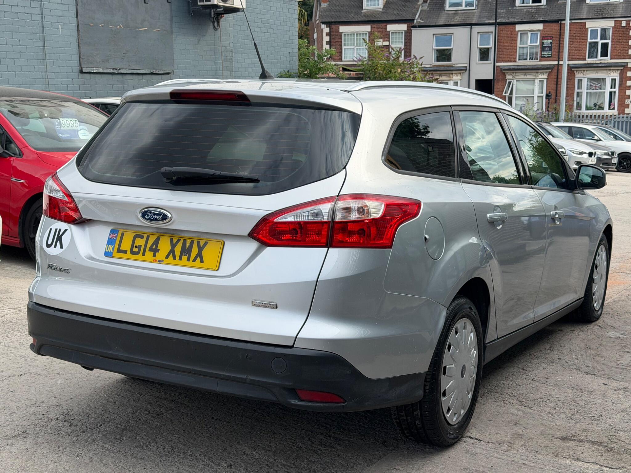 Ford Focus view 4