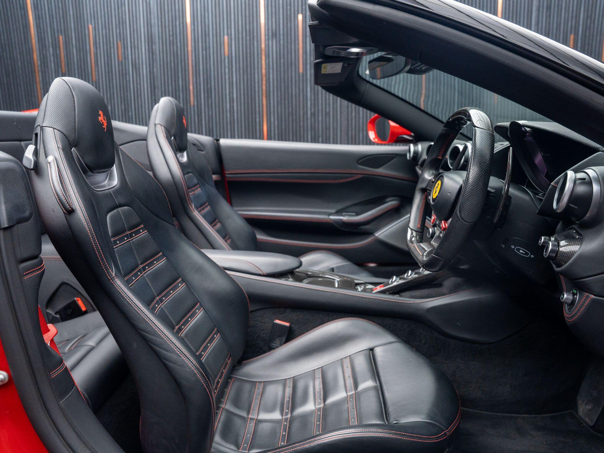 Ferrari Portofino view 12
