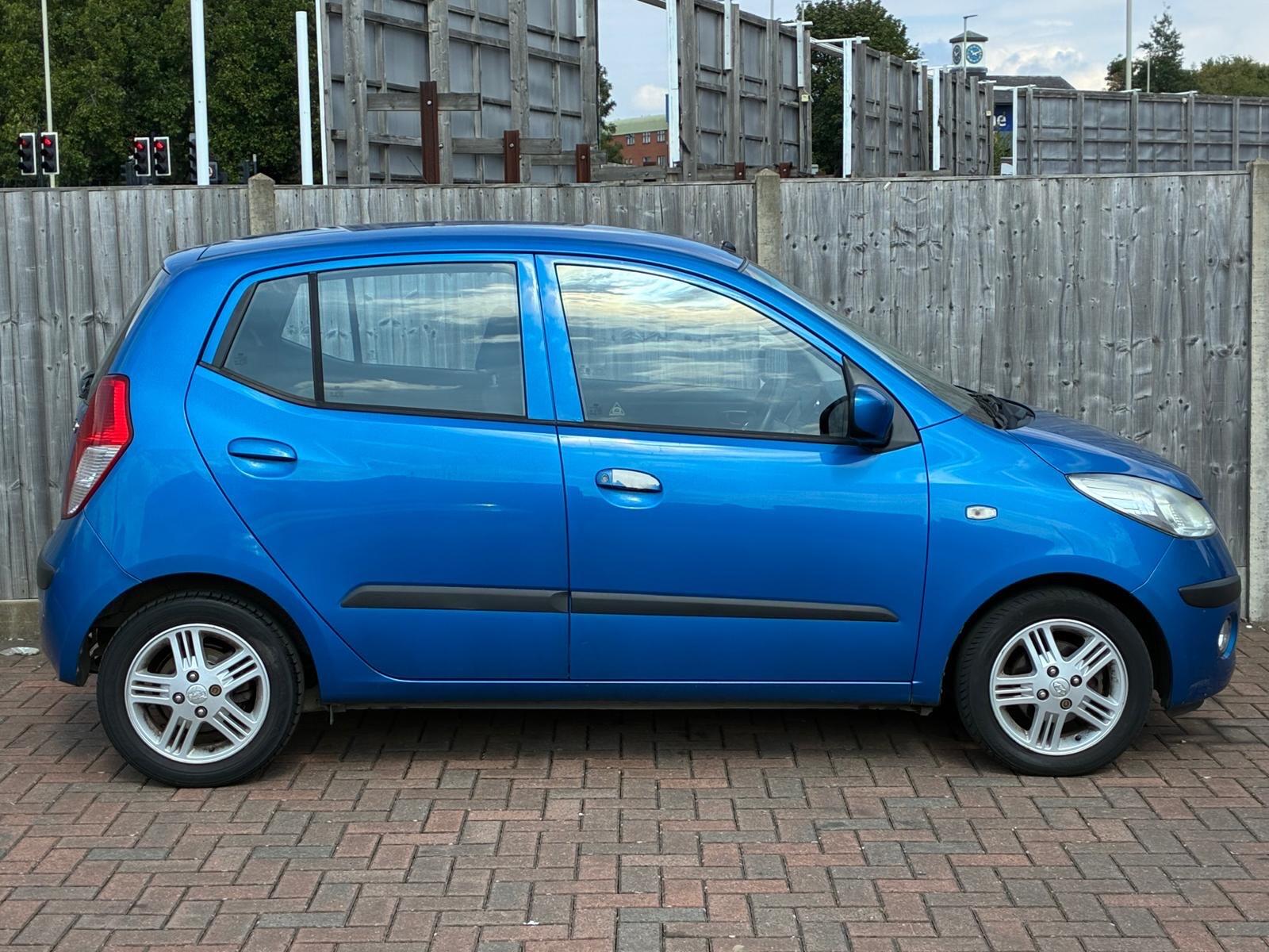 Hyundai i10 view 4