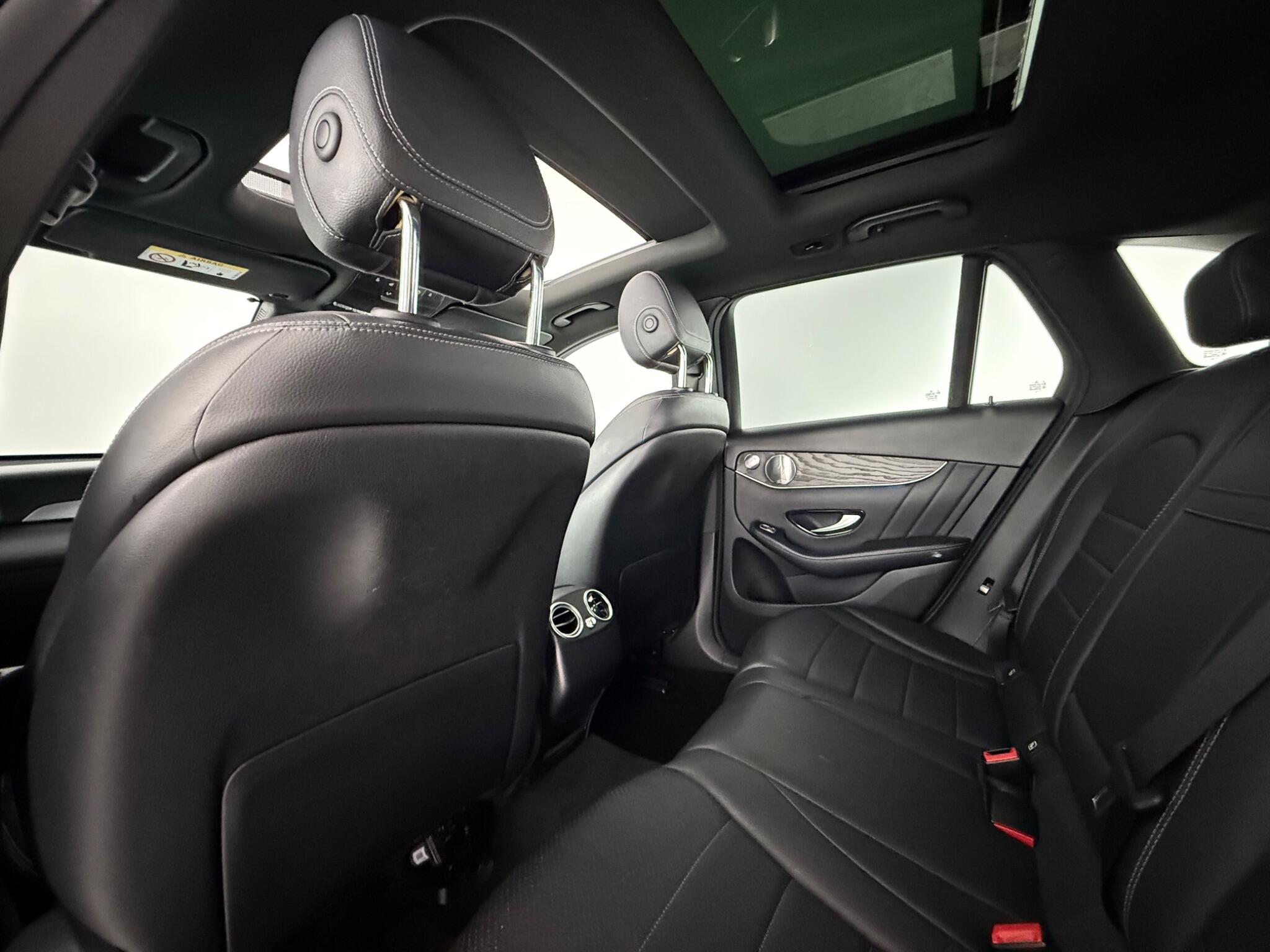 Mercedes-Benz GLC view 33