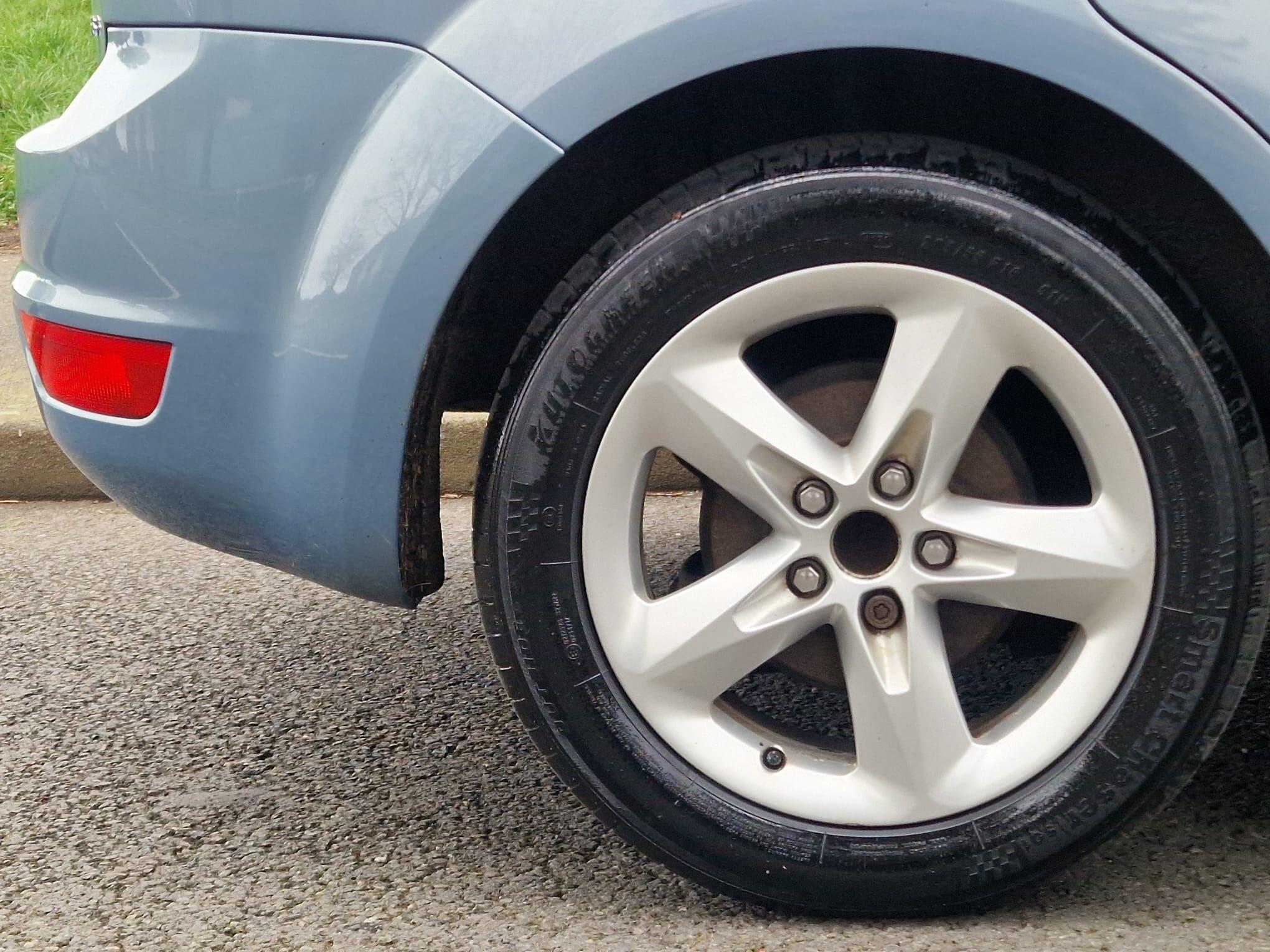Ford Focus view 30