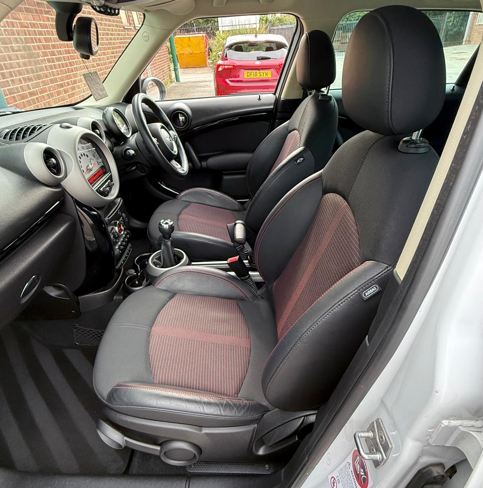 MINI Countryman view 77