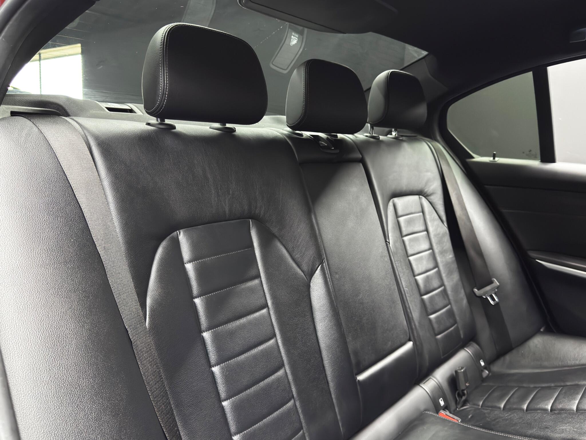 BMW 3 Series view 15