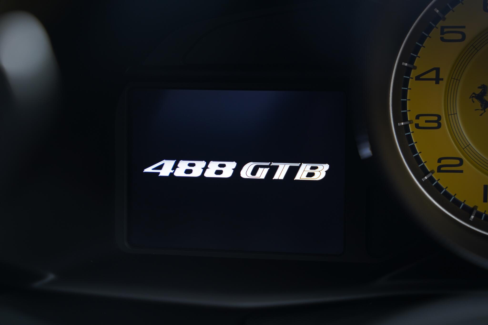 Ferrari 488 view 93