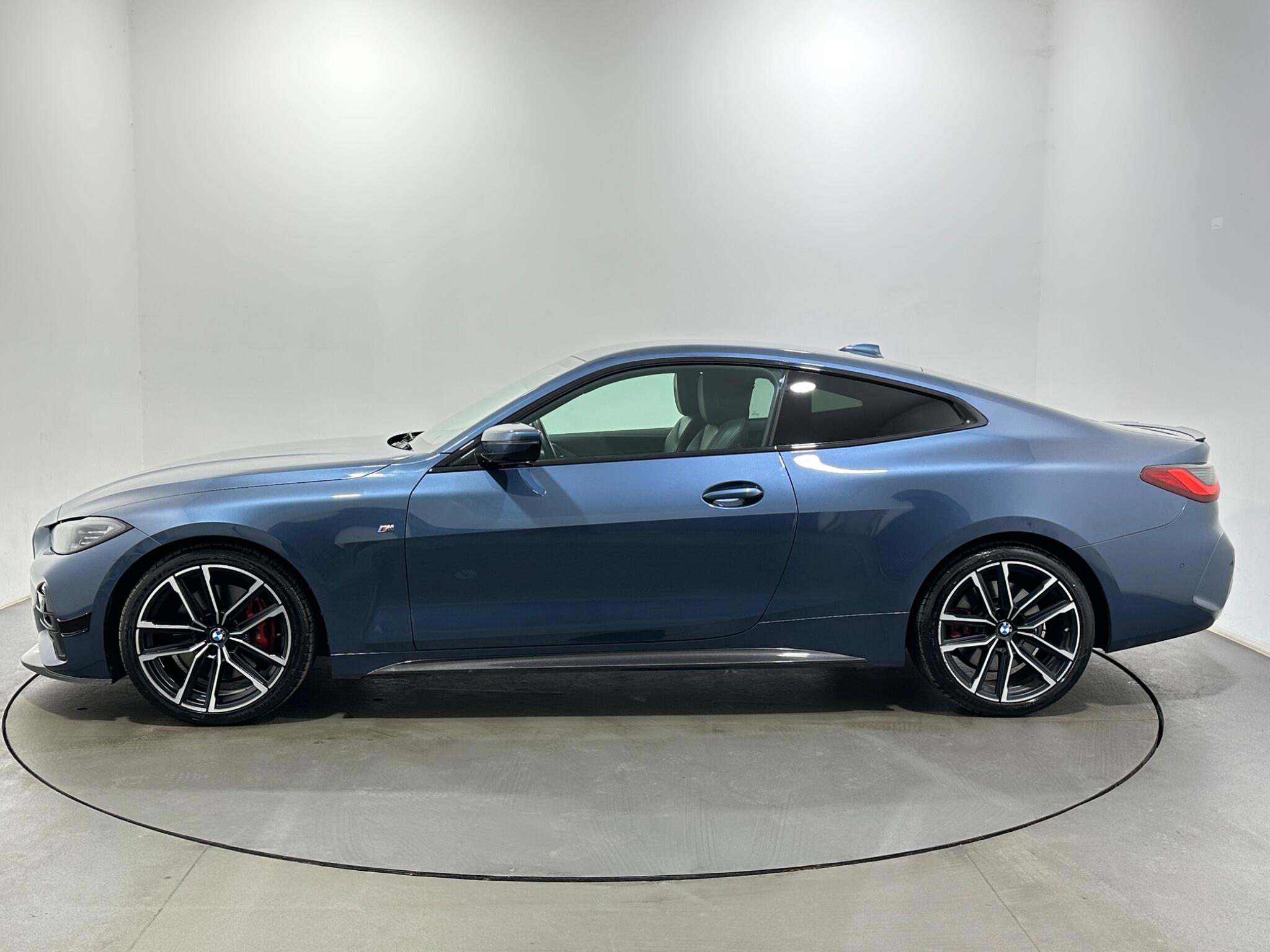 BMW 4 Series view 5