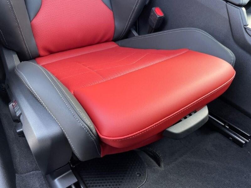 BMW 1 Series view 24