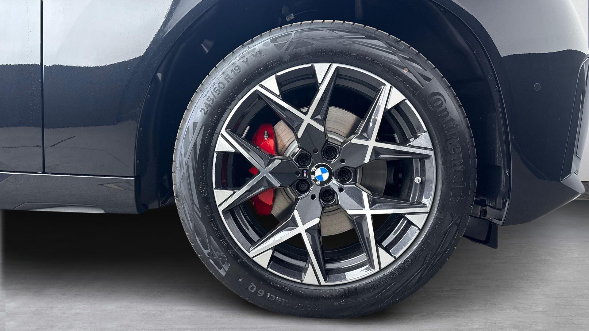 BMW X3 view 9