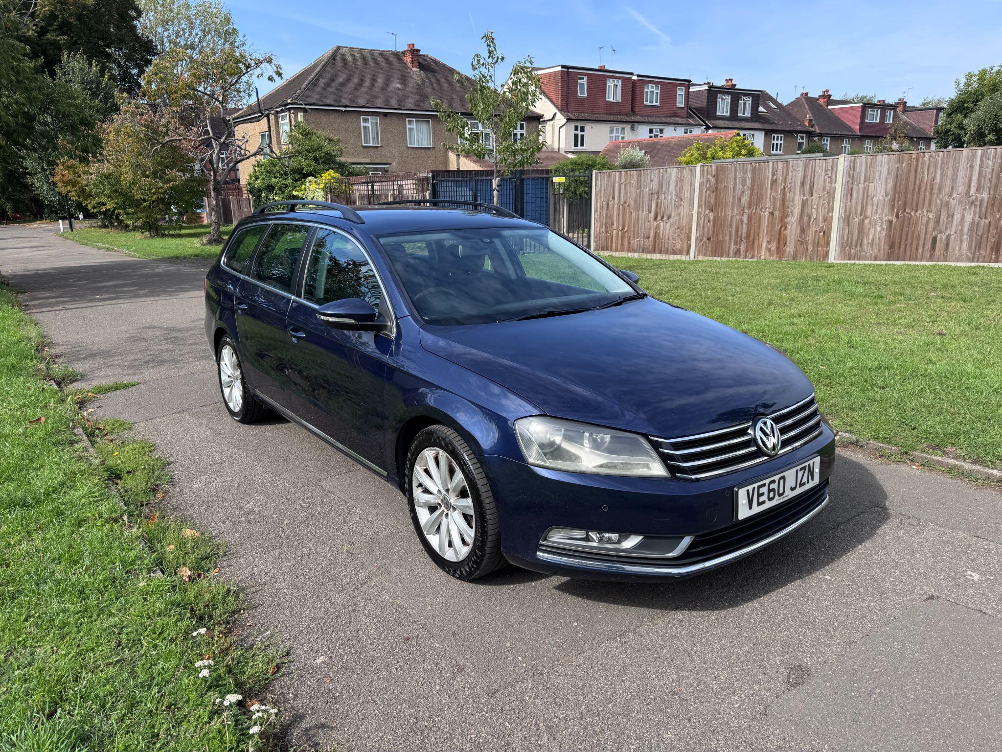 2011 Volkswagen Passat image 7