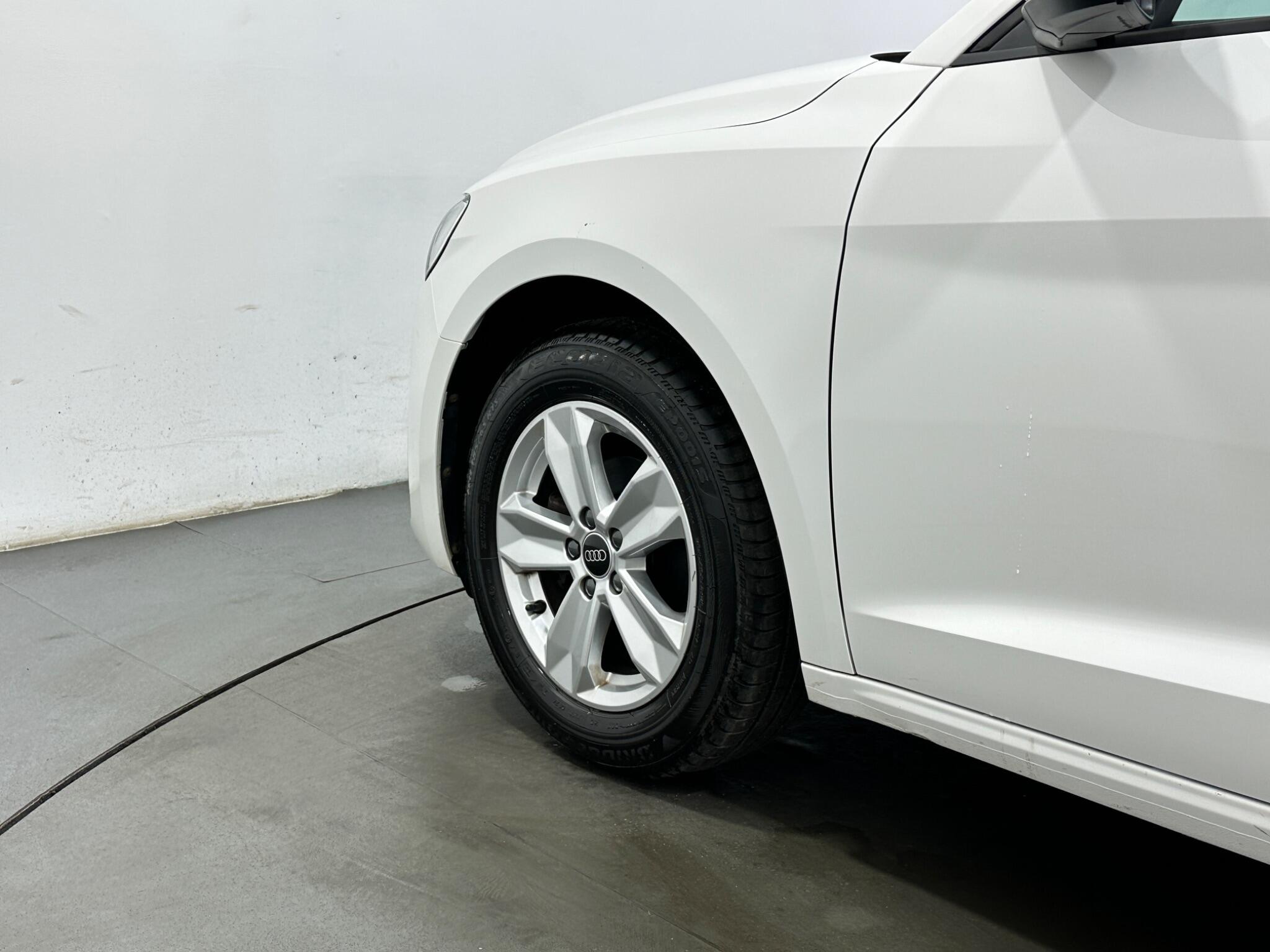 Audi A1 view 48