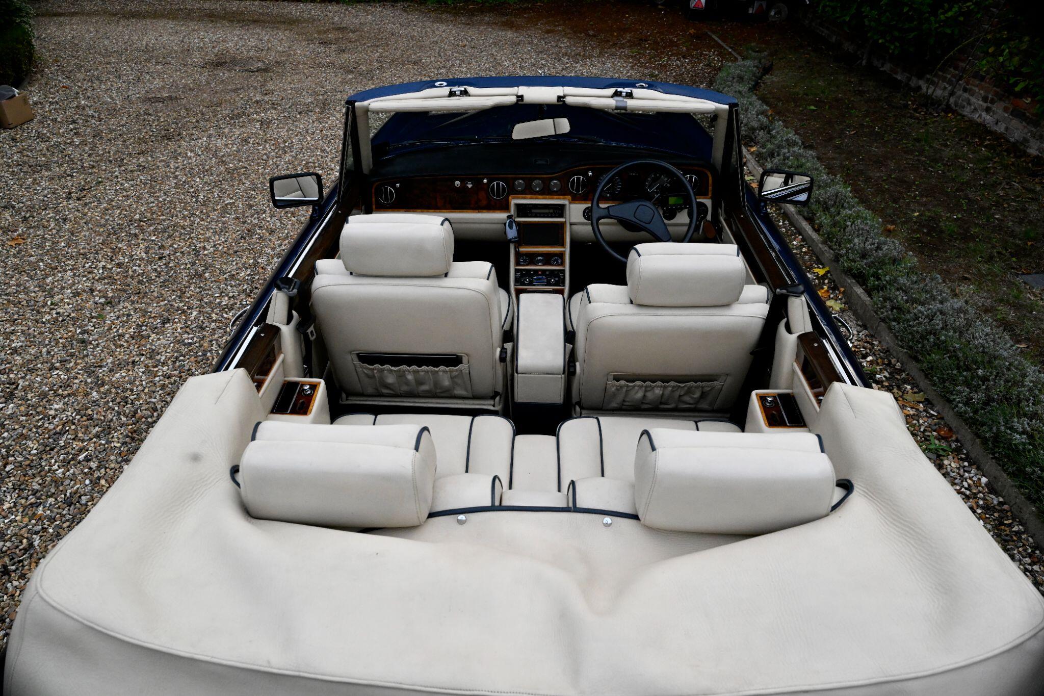Rolls-Royce Corniche view 45