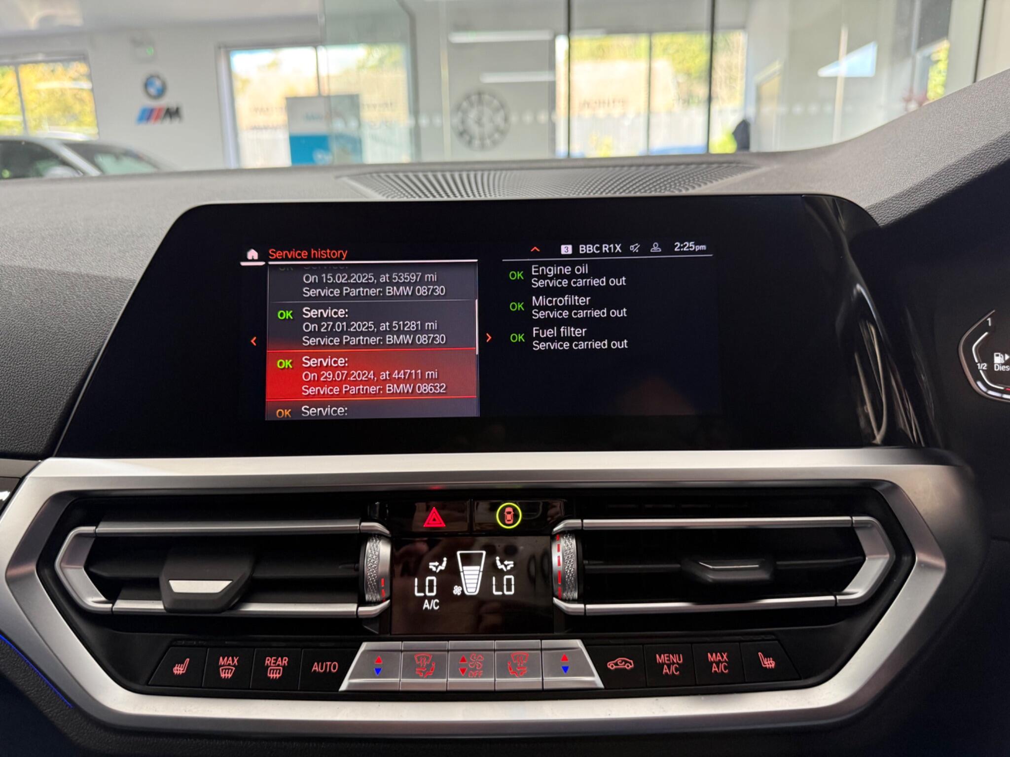 BMW 3 Series view 11