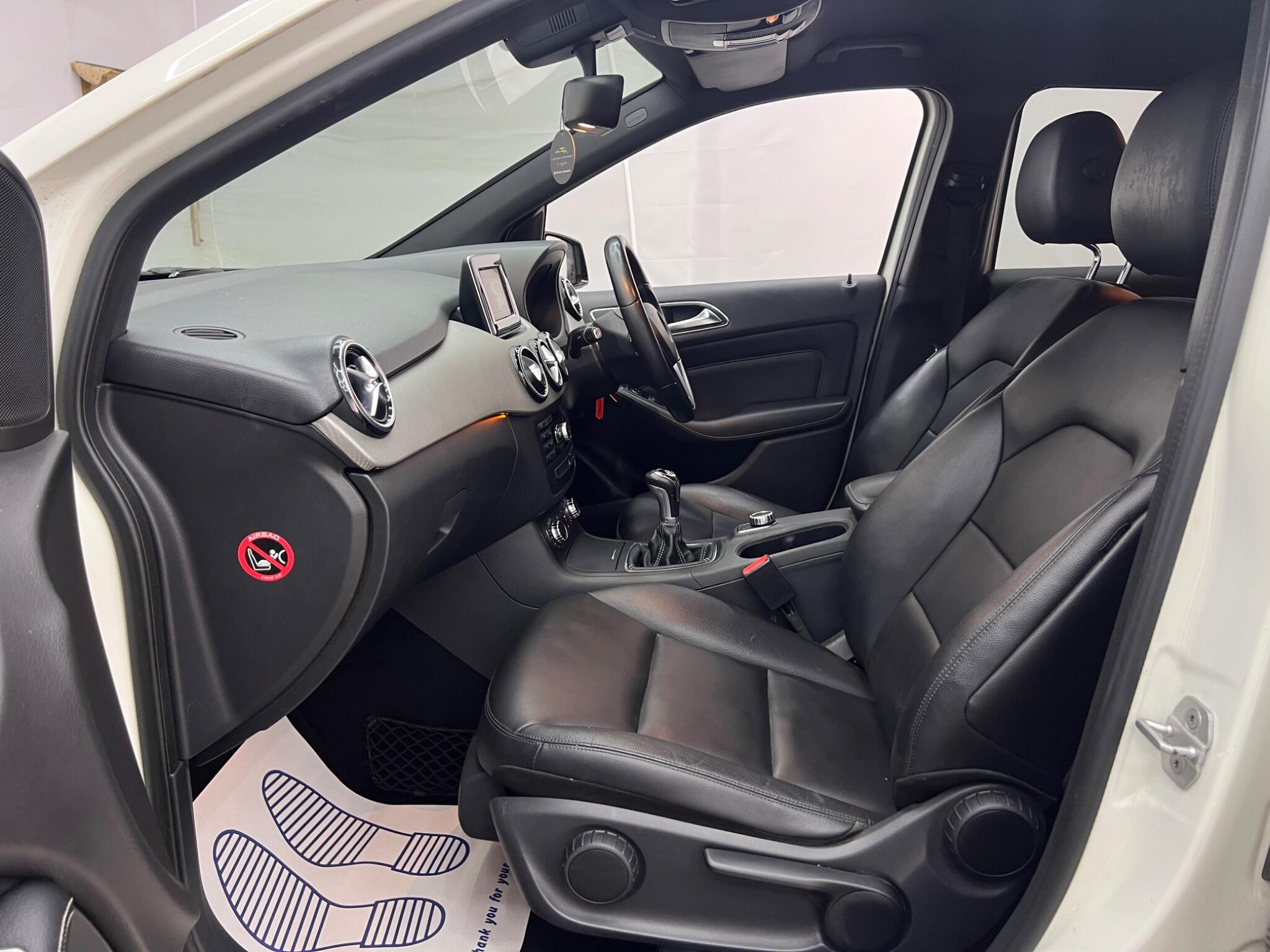 Mercedes-Benz B Class view 42