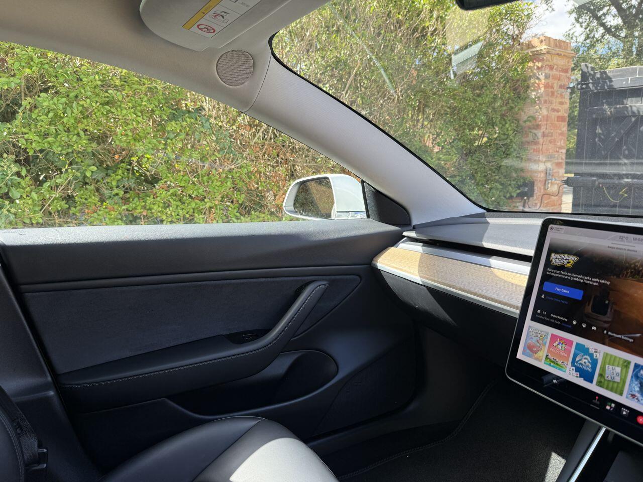 Tesla Model 3 view 20