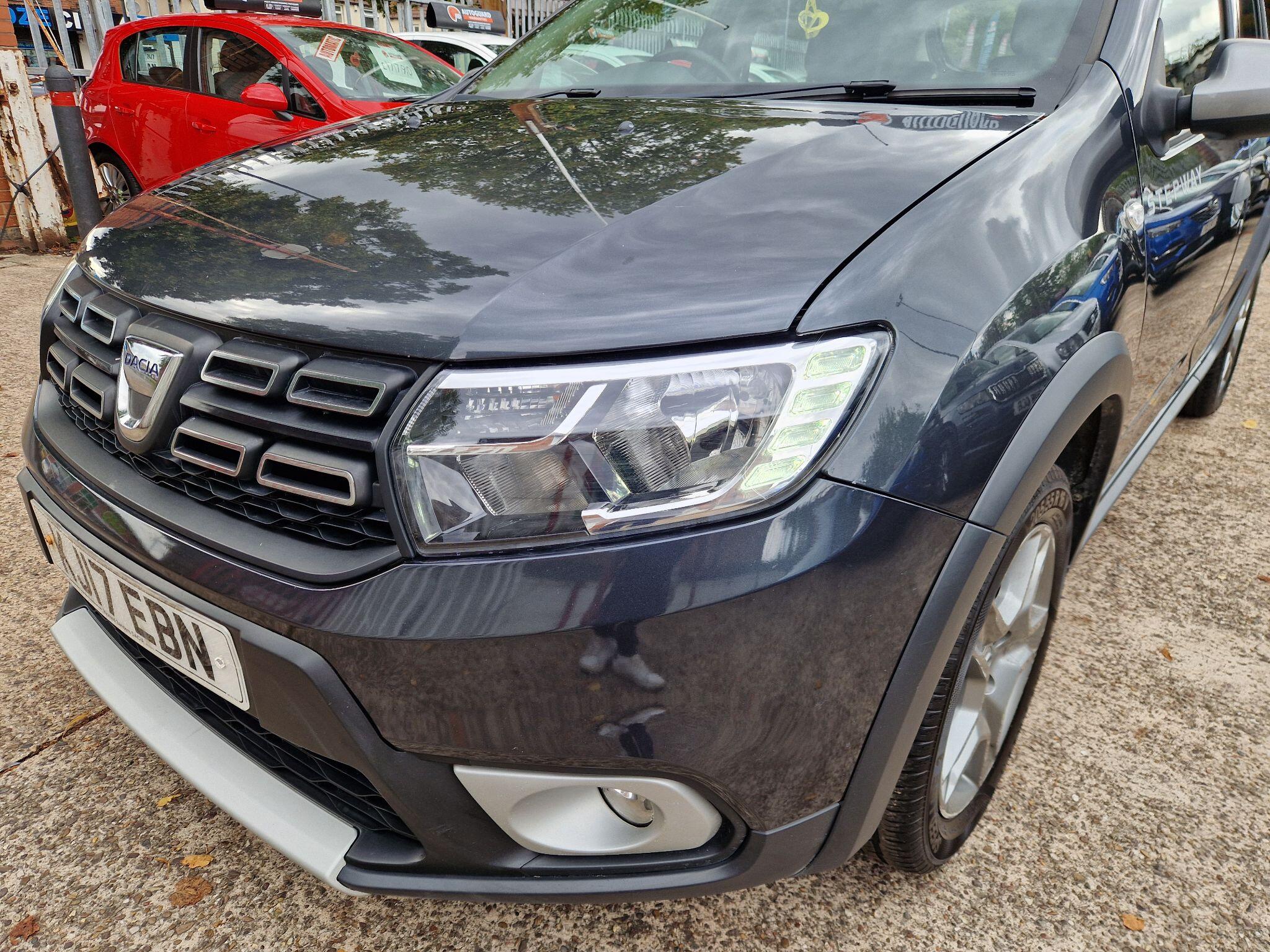 Dacia Sandero Stepway view 13