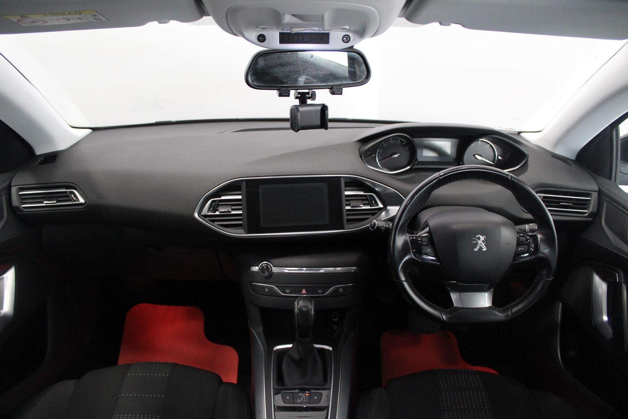 Peugeot 308 view 29