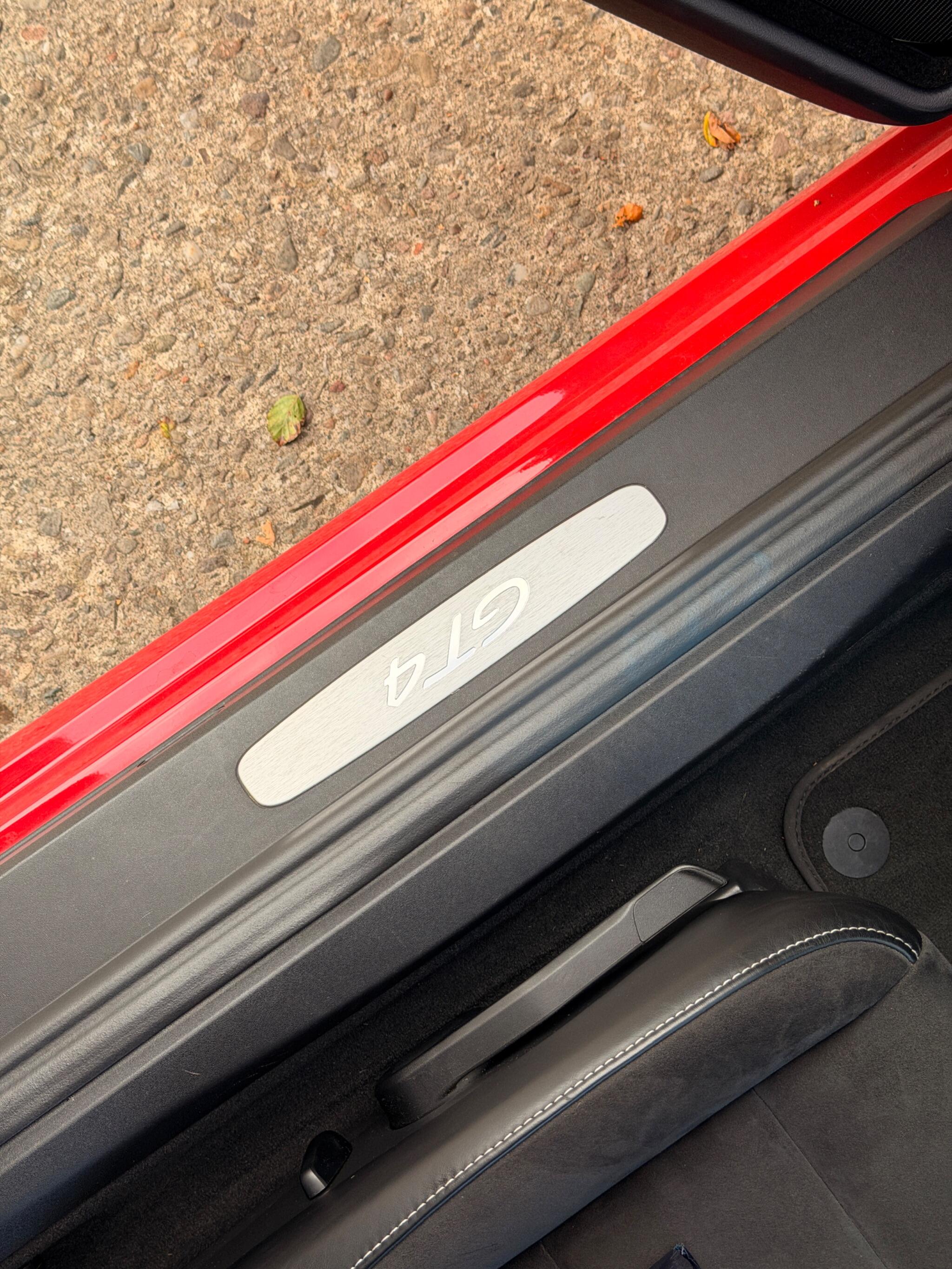 Porsche Cayman view 39