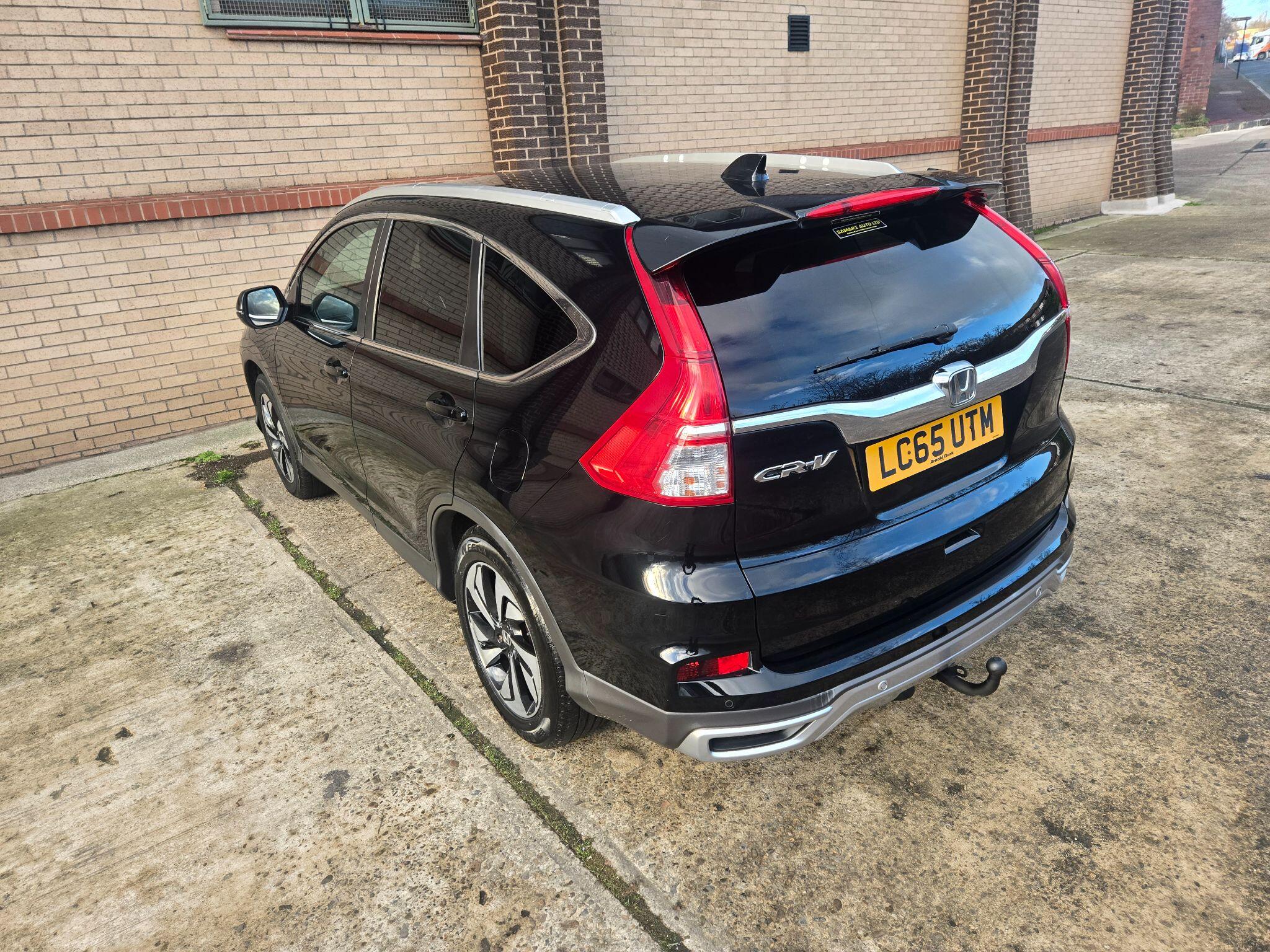 2015 Honda CR-V image 23