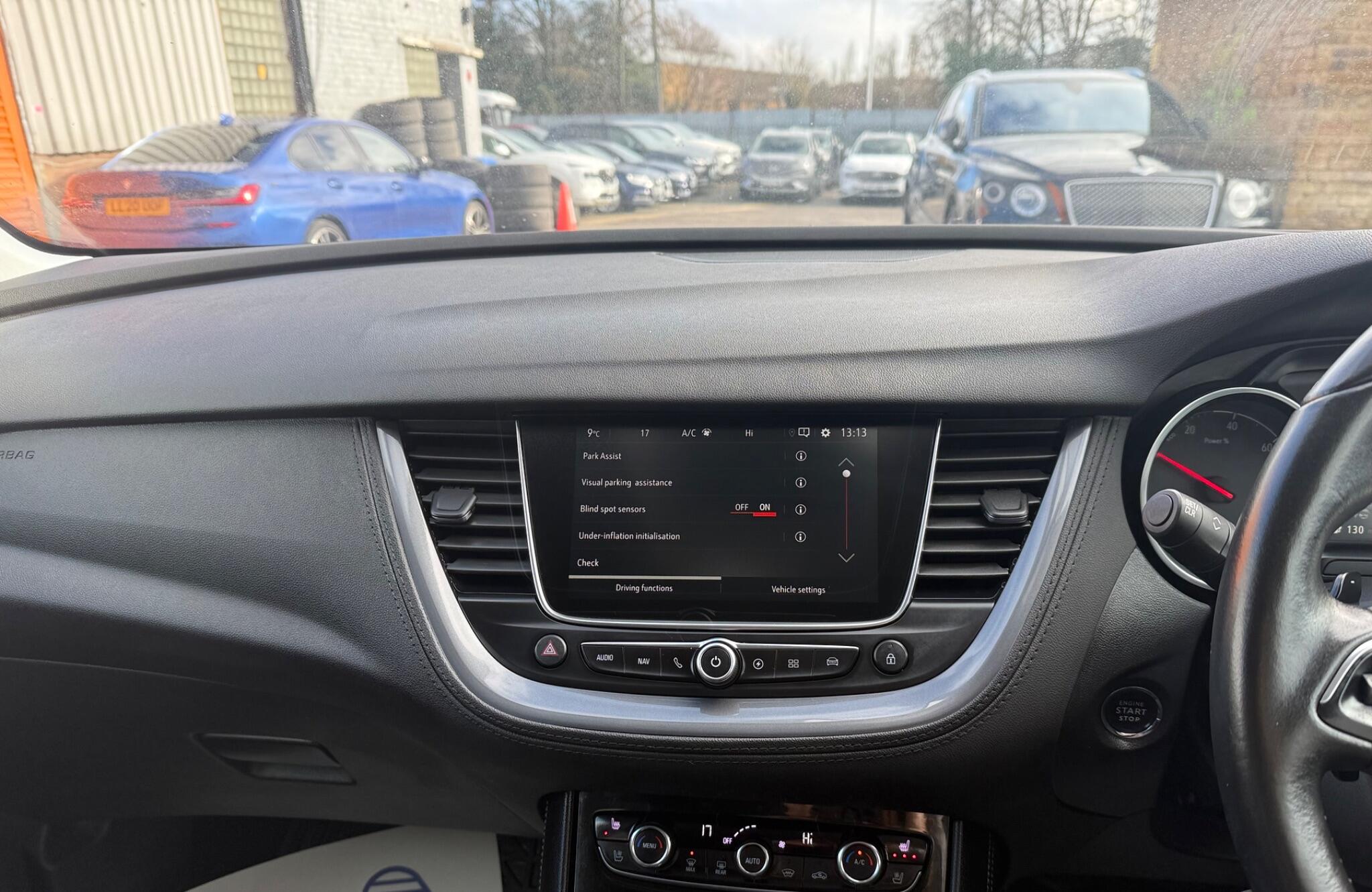 Vauxhall Grandland X view 26