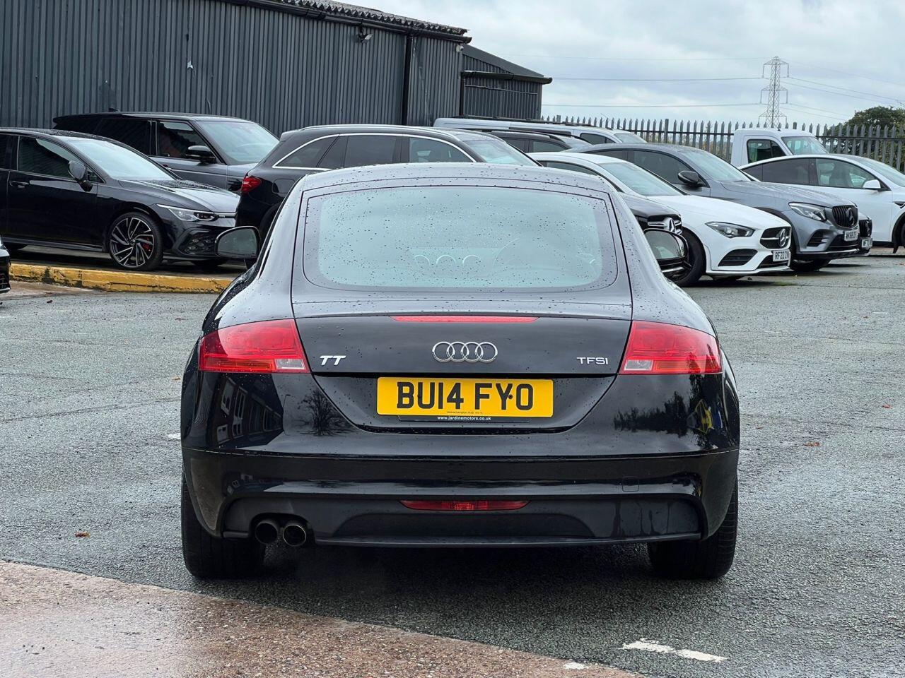 Audi TT view 17
